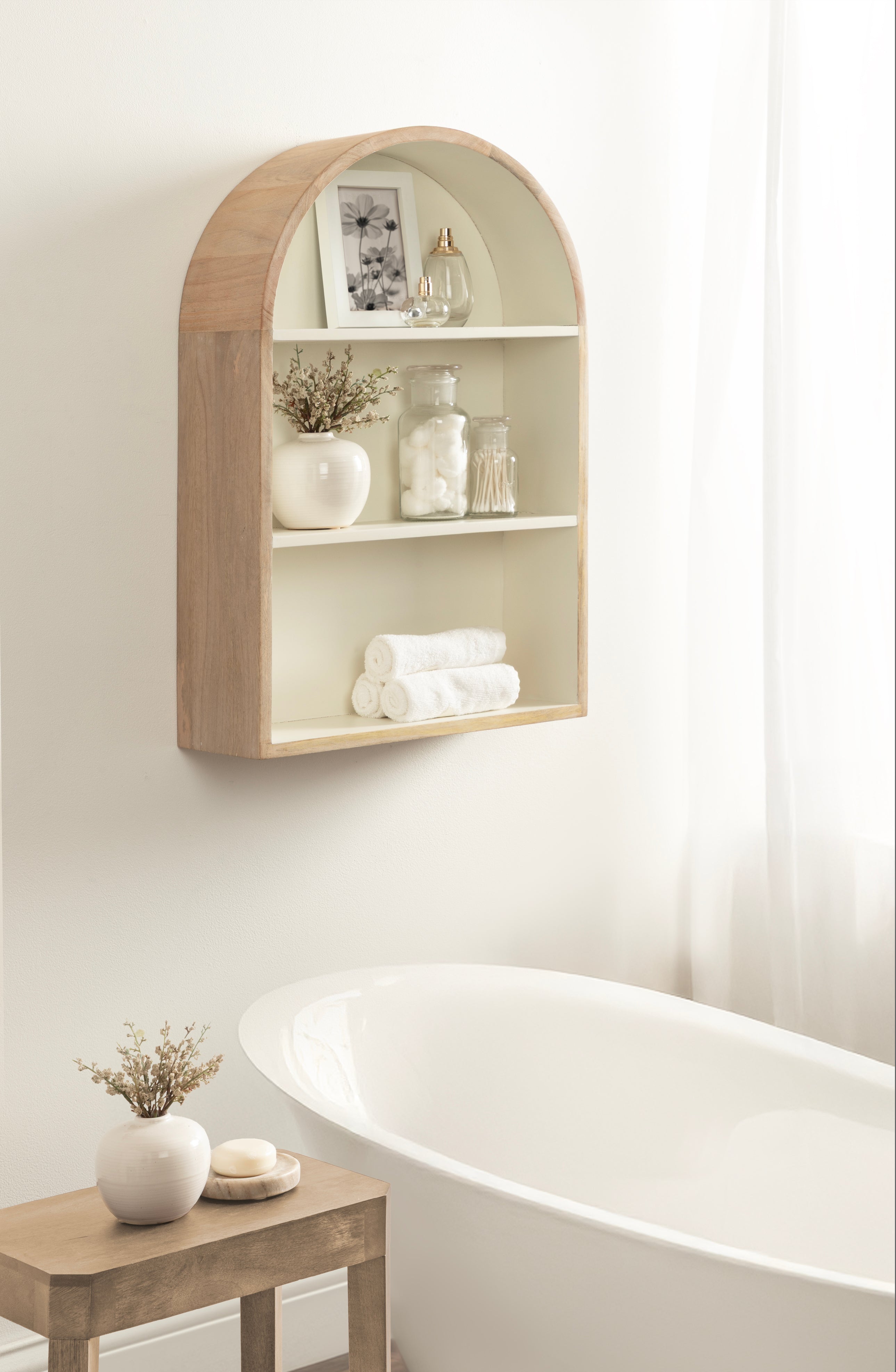 Accent Shelf White Natural 18x6x26 6
