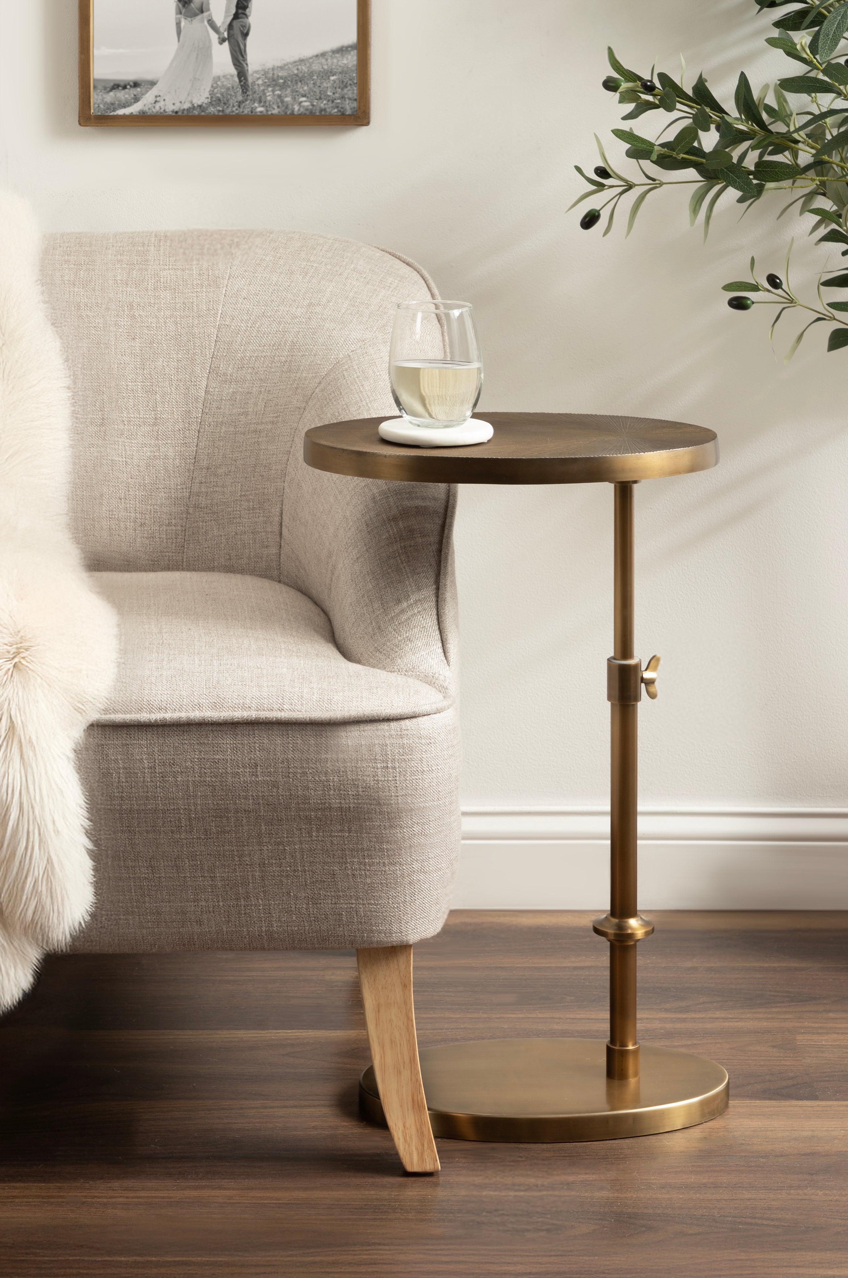 C Table Gold 15x10x28 7
