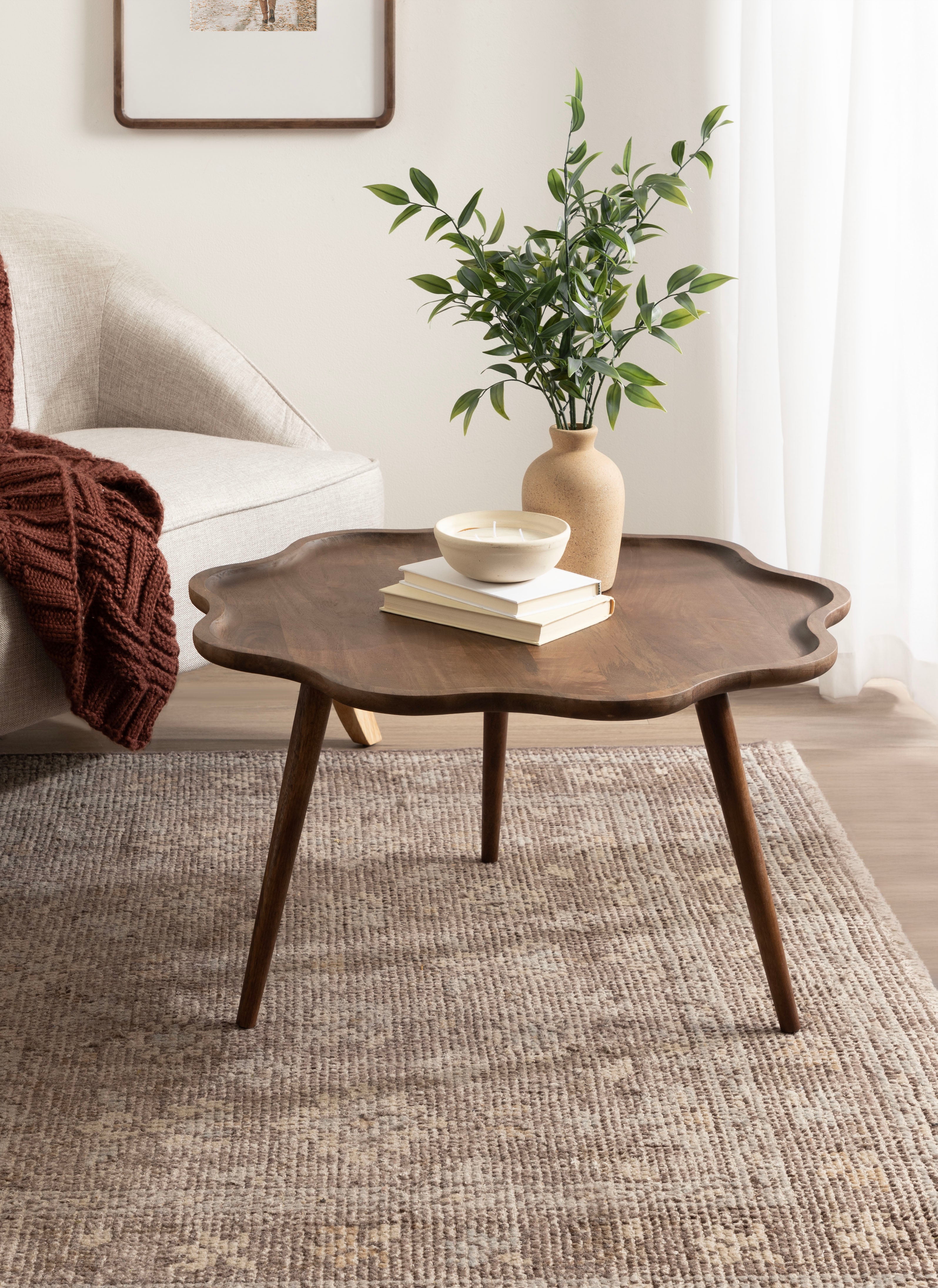 Alezar Scallop Wood Coffee Table – kateandlaurel