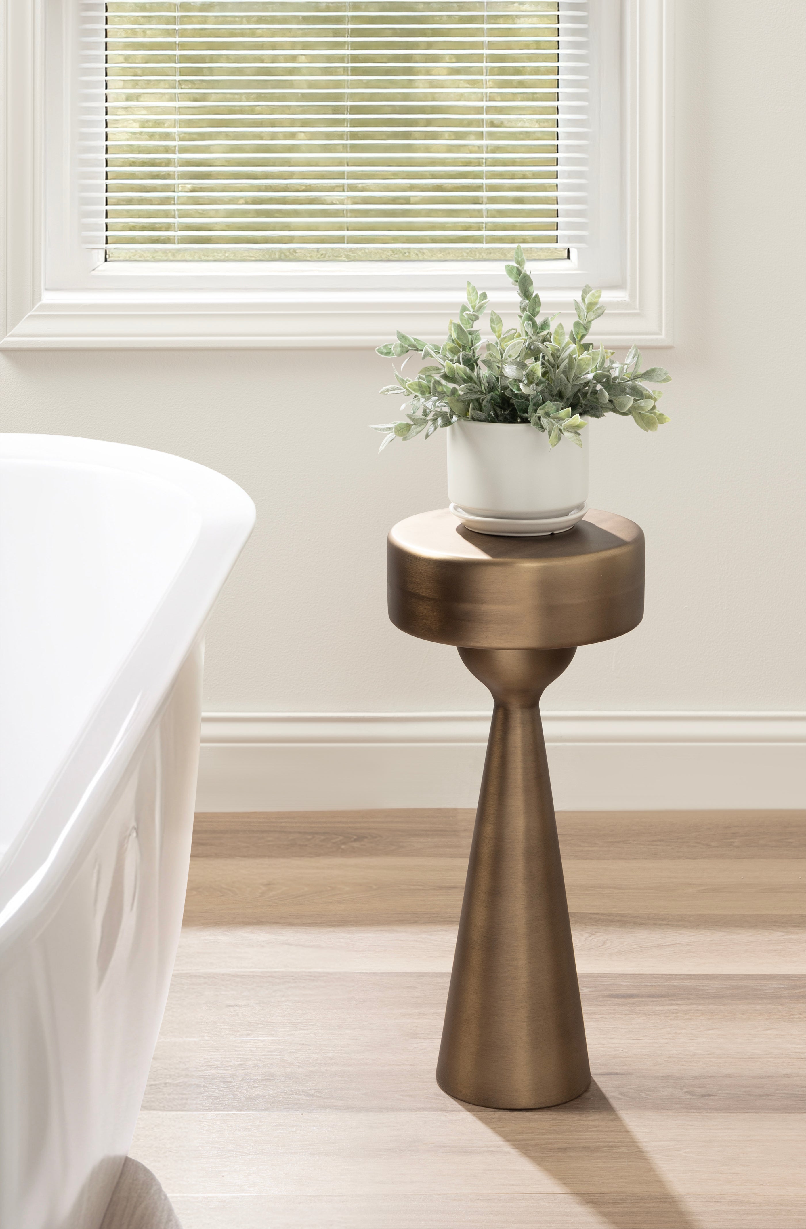 Drink Table Gold 10x10x22 7