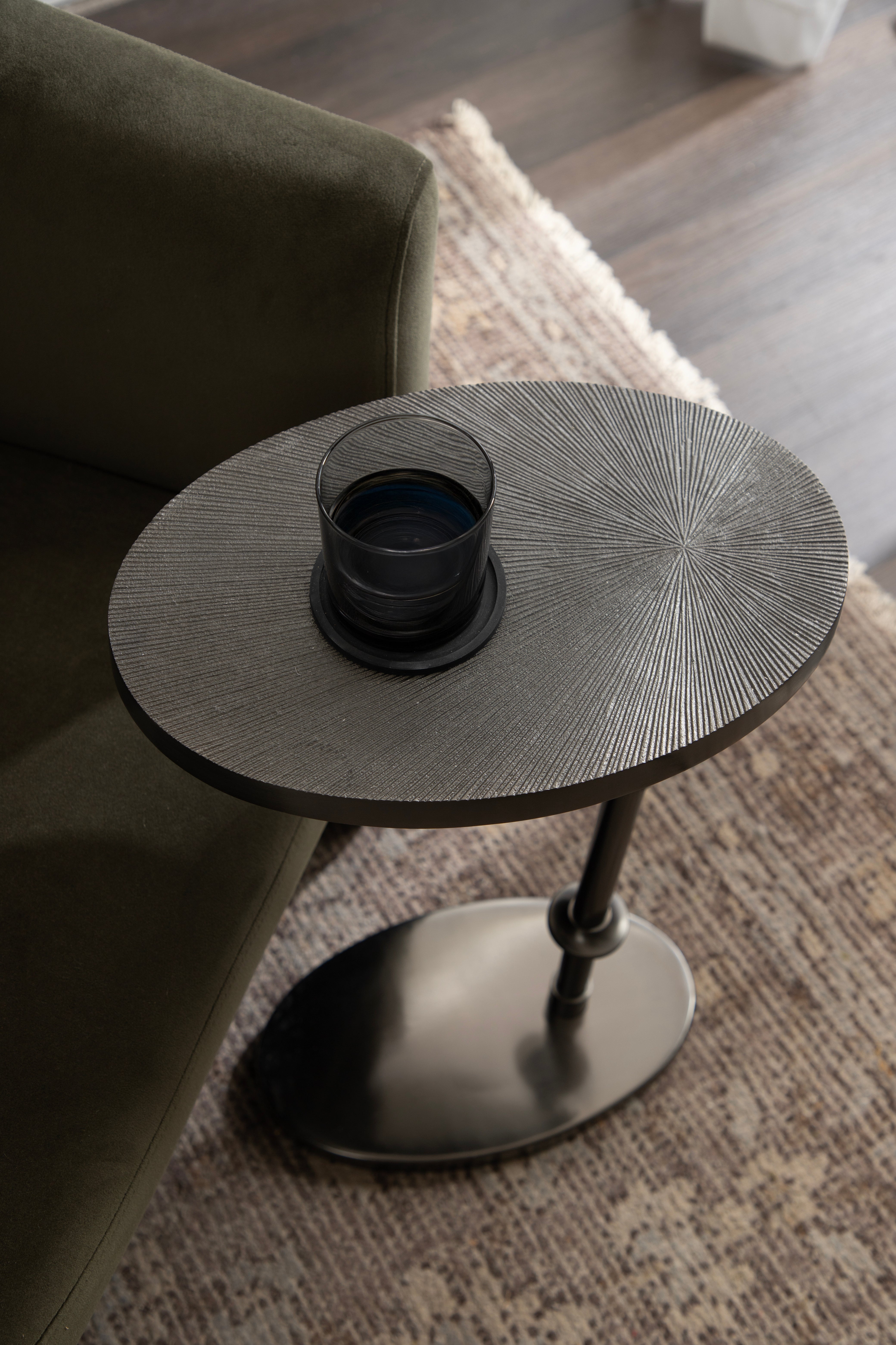 C Table Pewter 15x10x28 8