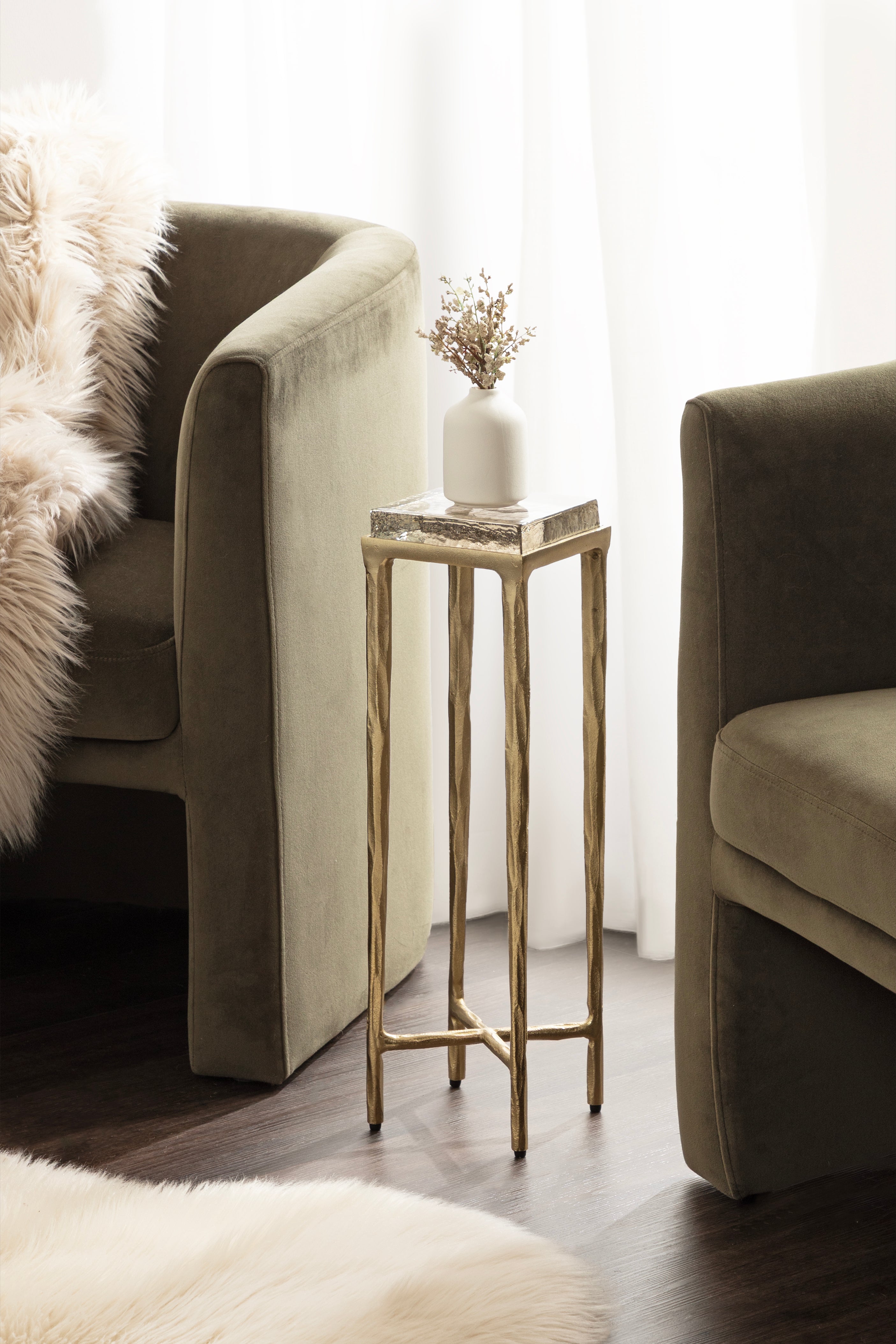 Drink Table Gold 7x7x22 7
