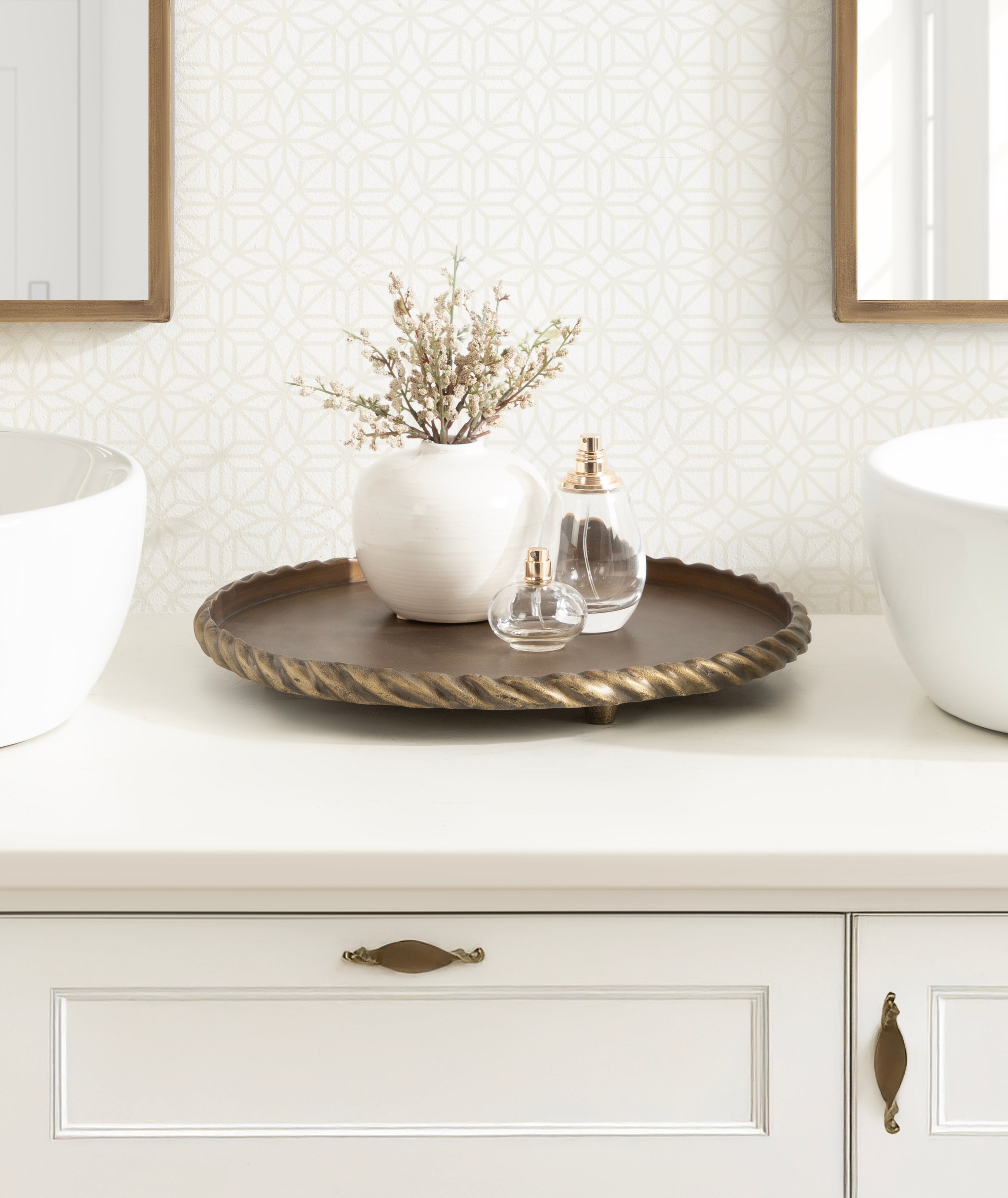 Trenza Round Footed Metal Tray