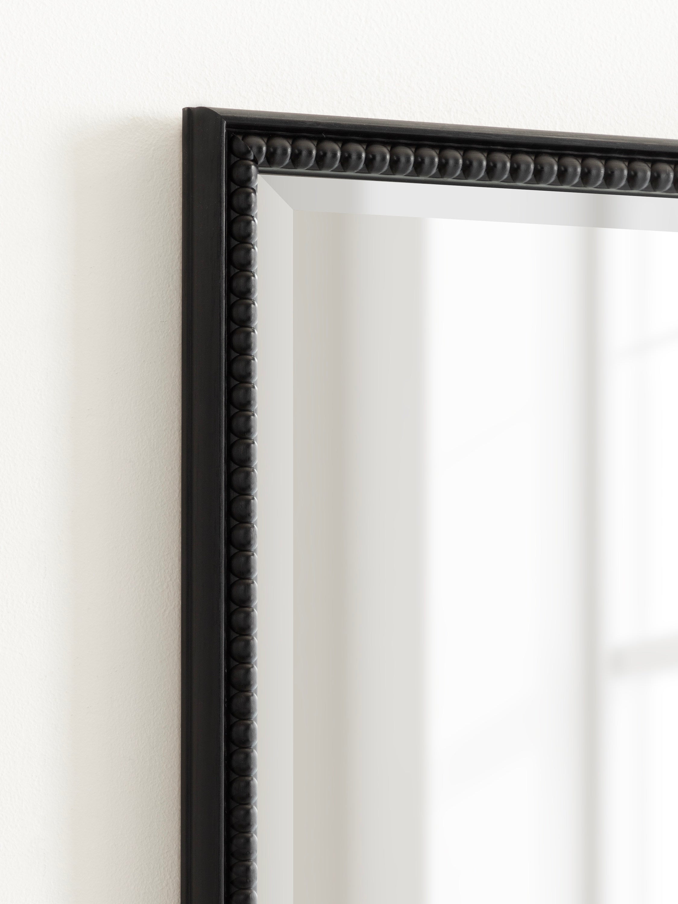 Makenna Rectangle Wall Mirror