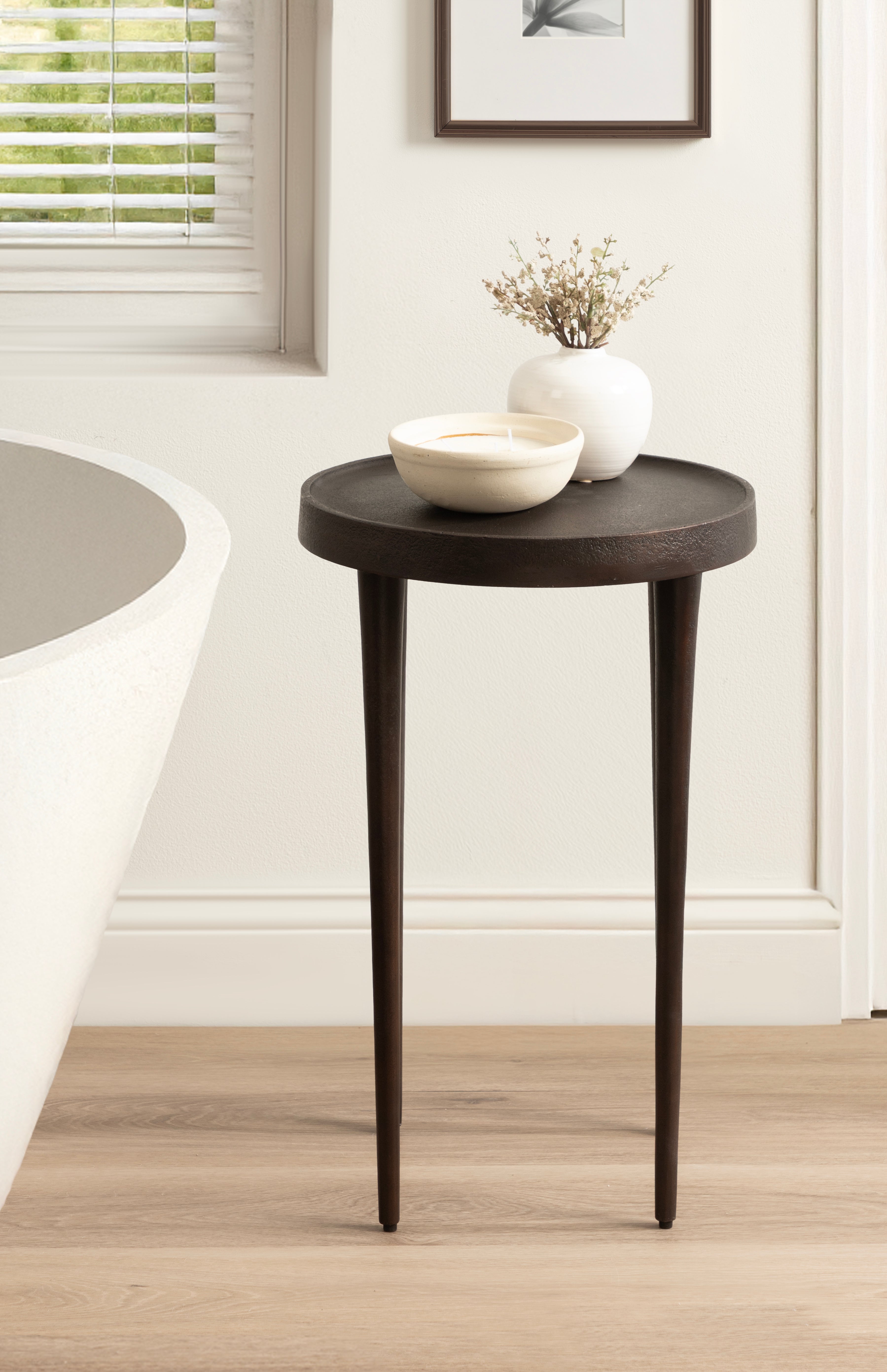 Rava Metal Table and Plant Stand