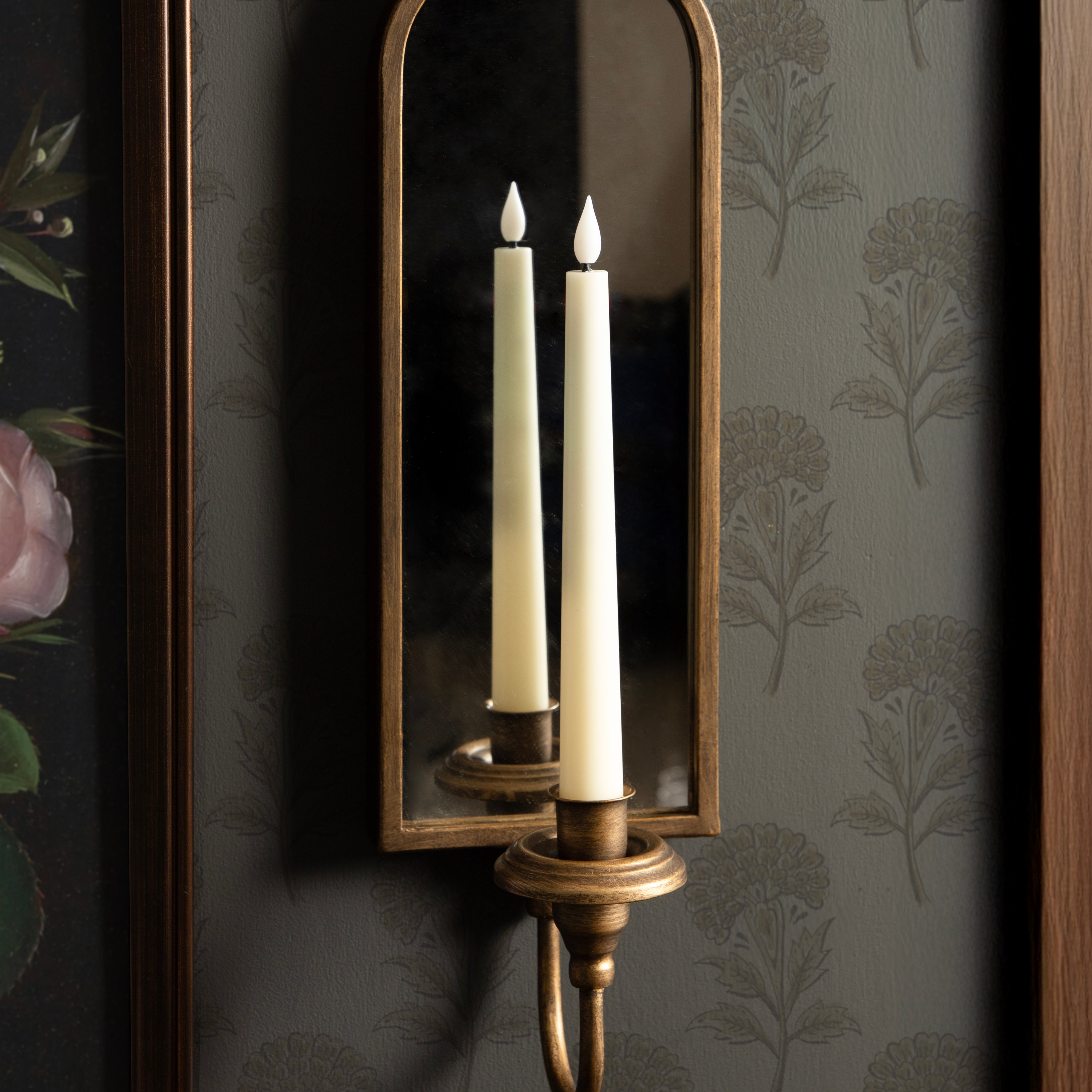 Wall Sconce 5x5x18 Gold 6