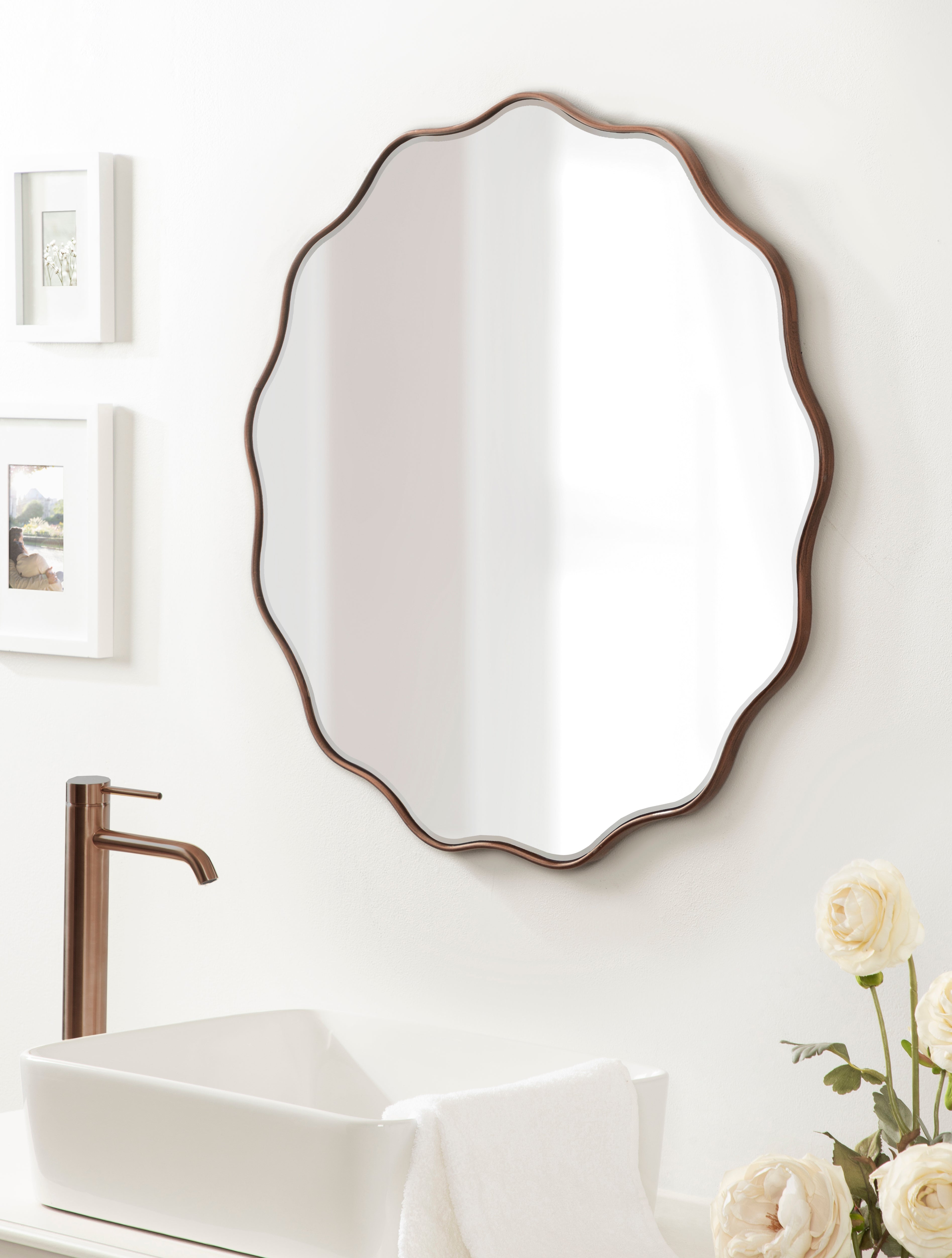 Viona Round Scalloped Mirror