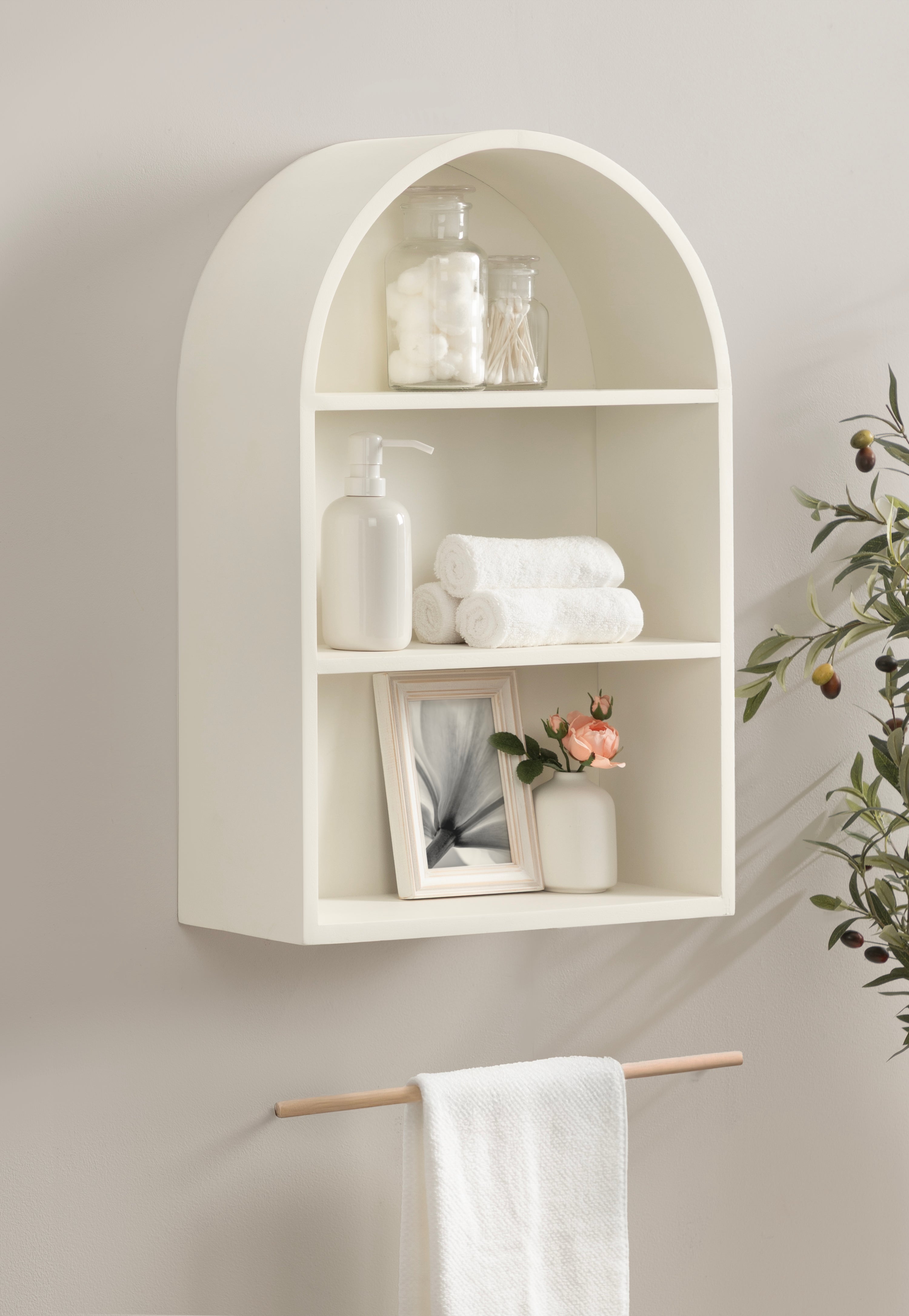Accent Shelf White 18x6x26 6