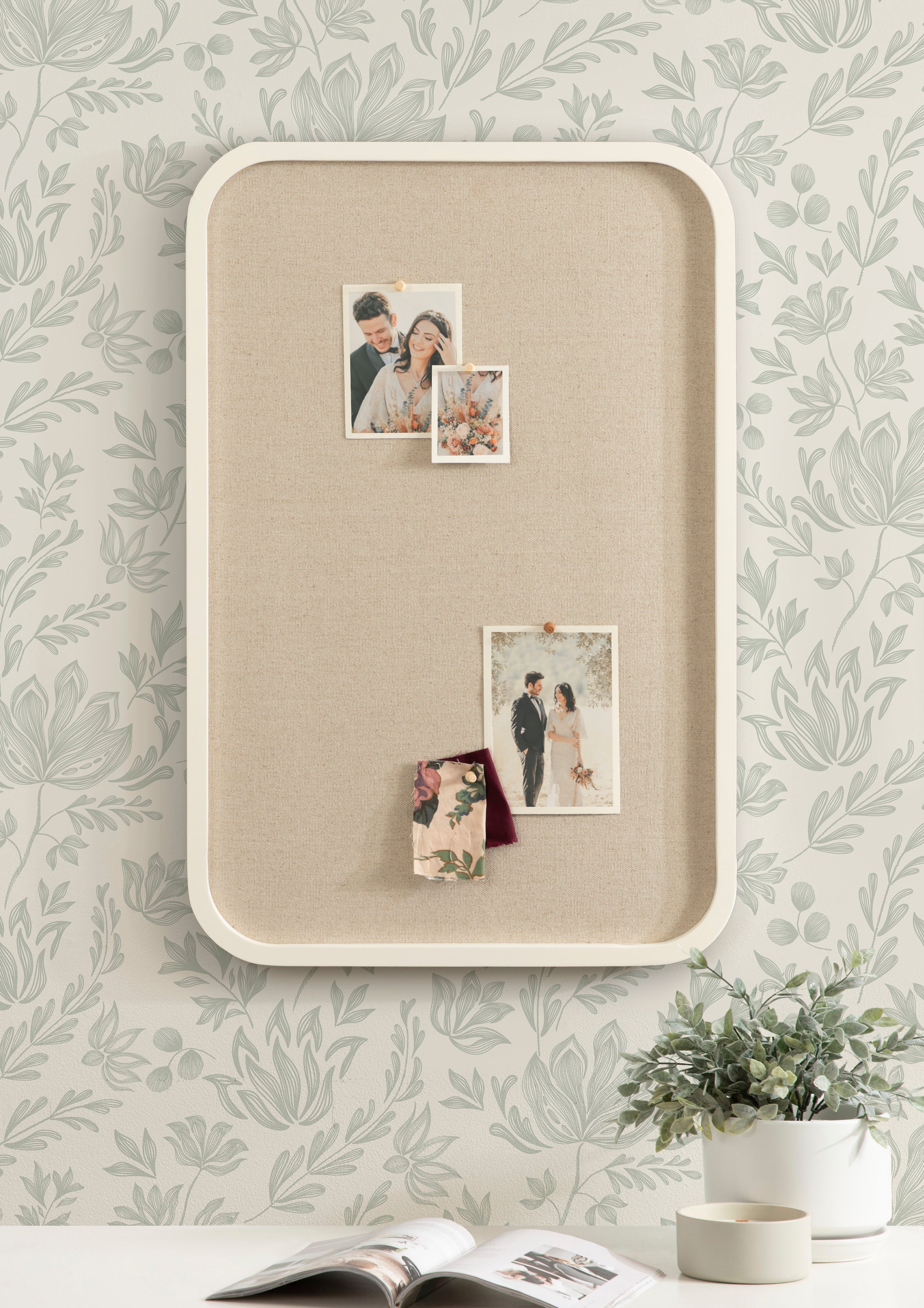 Pinboard White 20x30 6