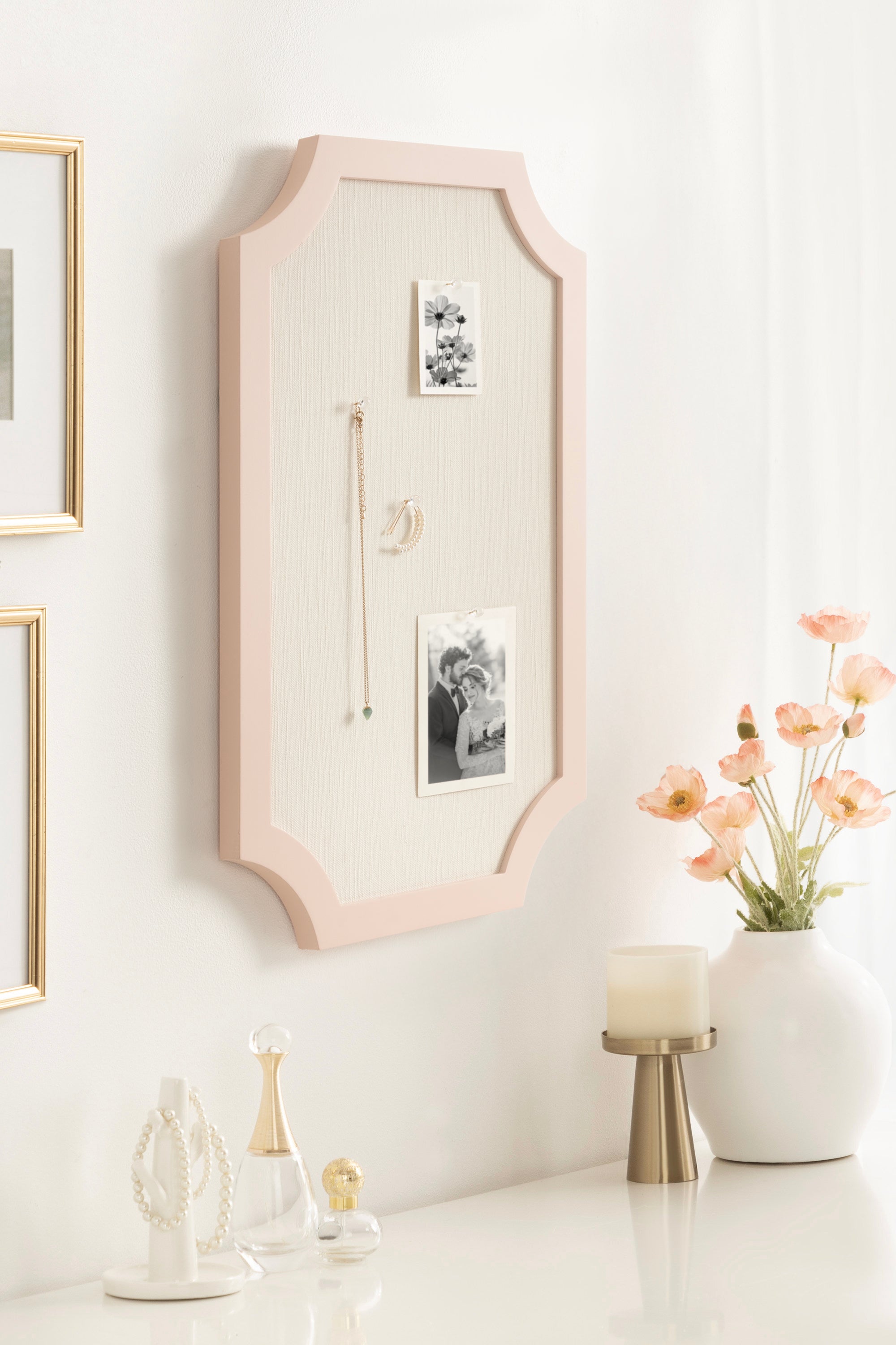 Holbrook Scalloped Rectangle Framed Pinboard