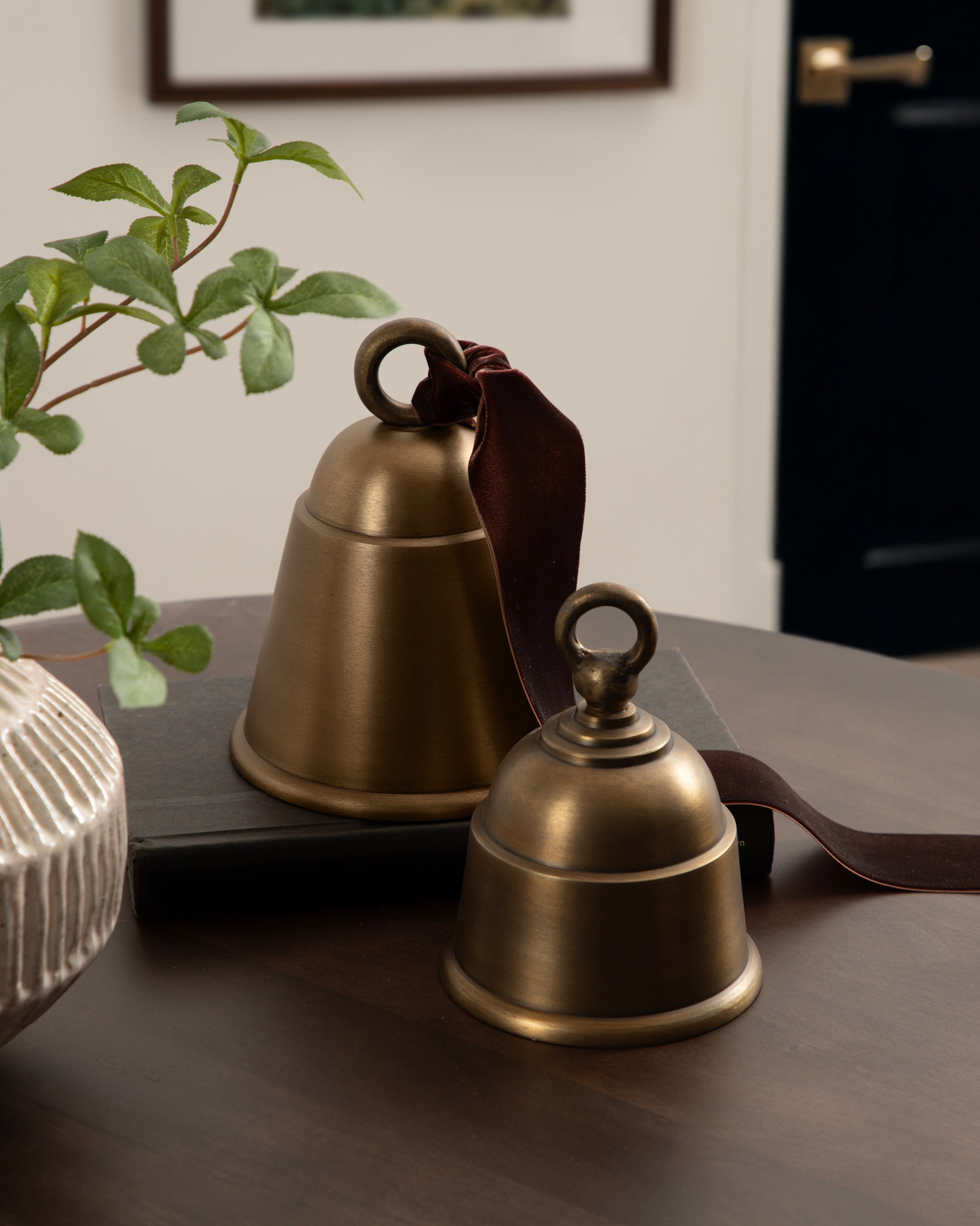 Belcourt Decorative Metal Bell Set