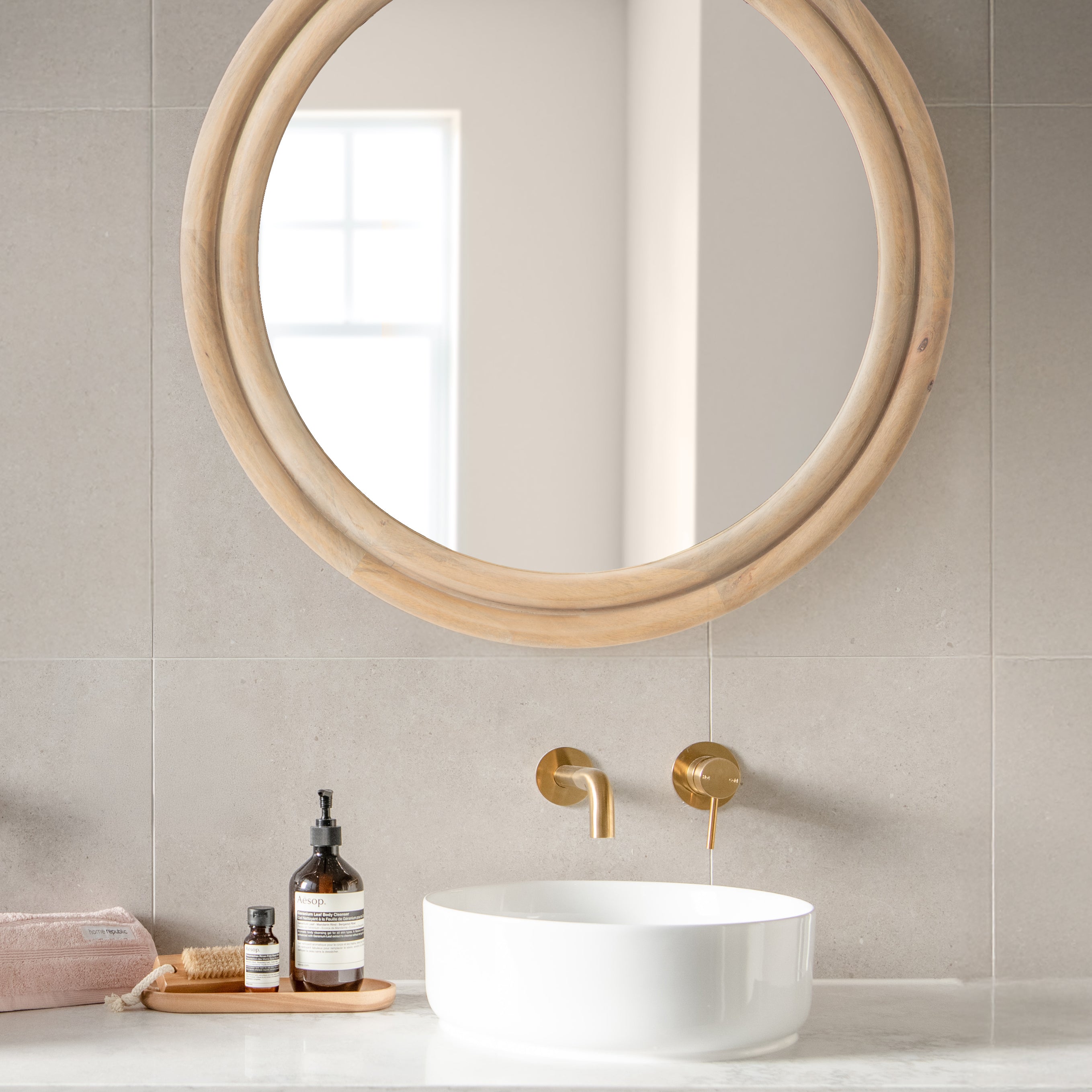 Round Mirror 26" Diameter Natural 6