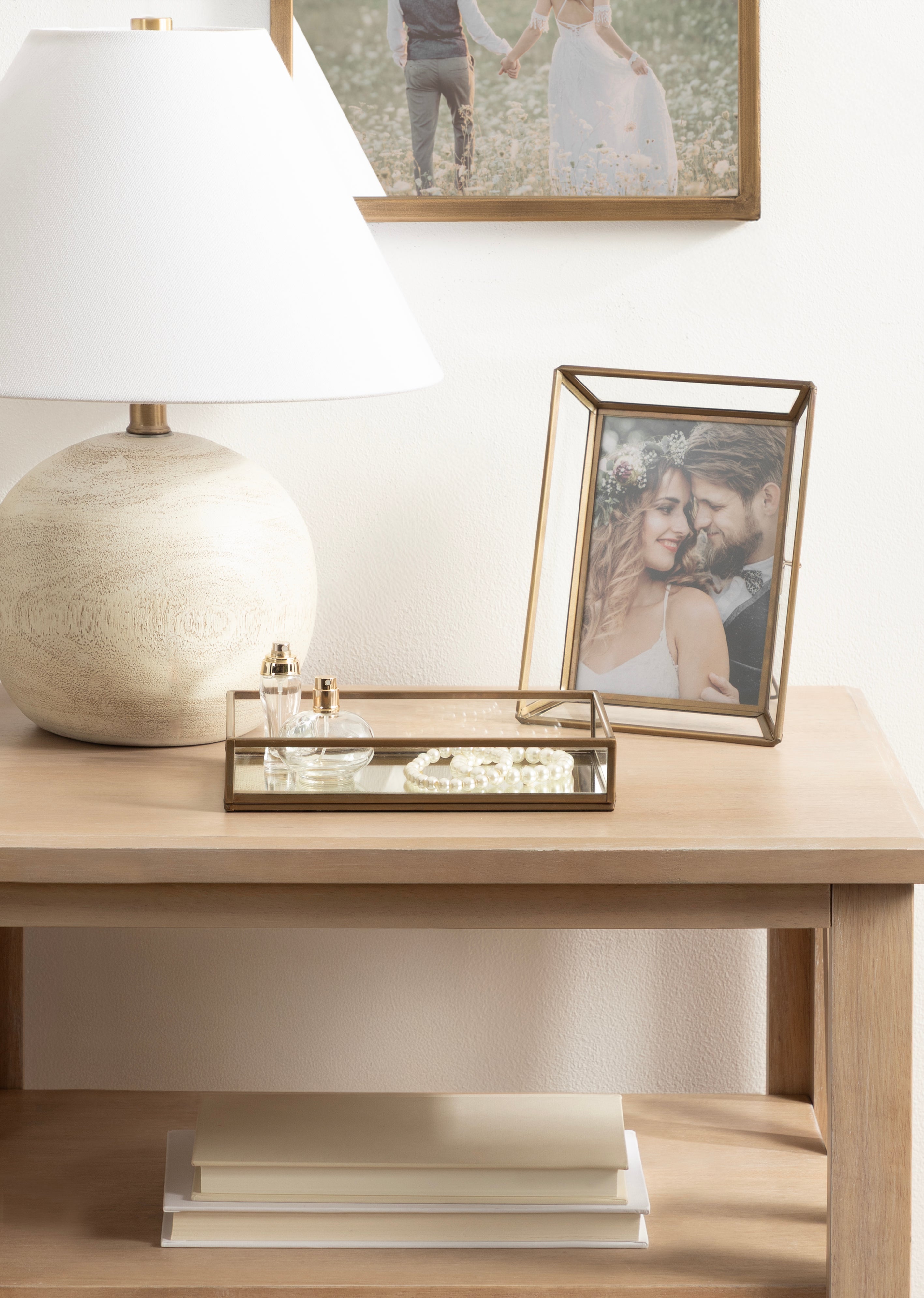 Nevala Frame and Tray Set
