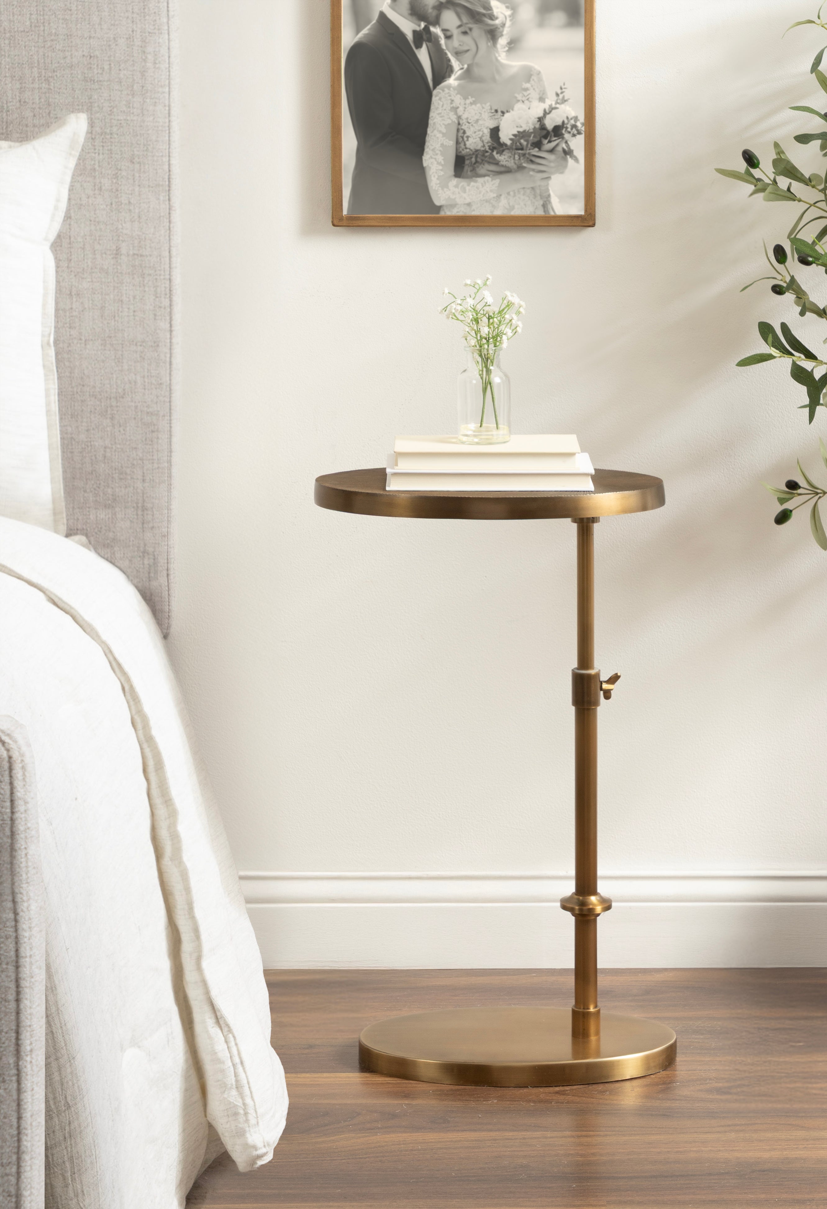 C Table Gold 15x10x28 8