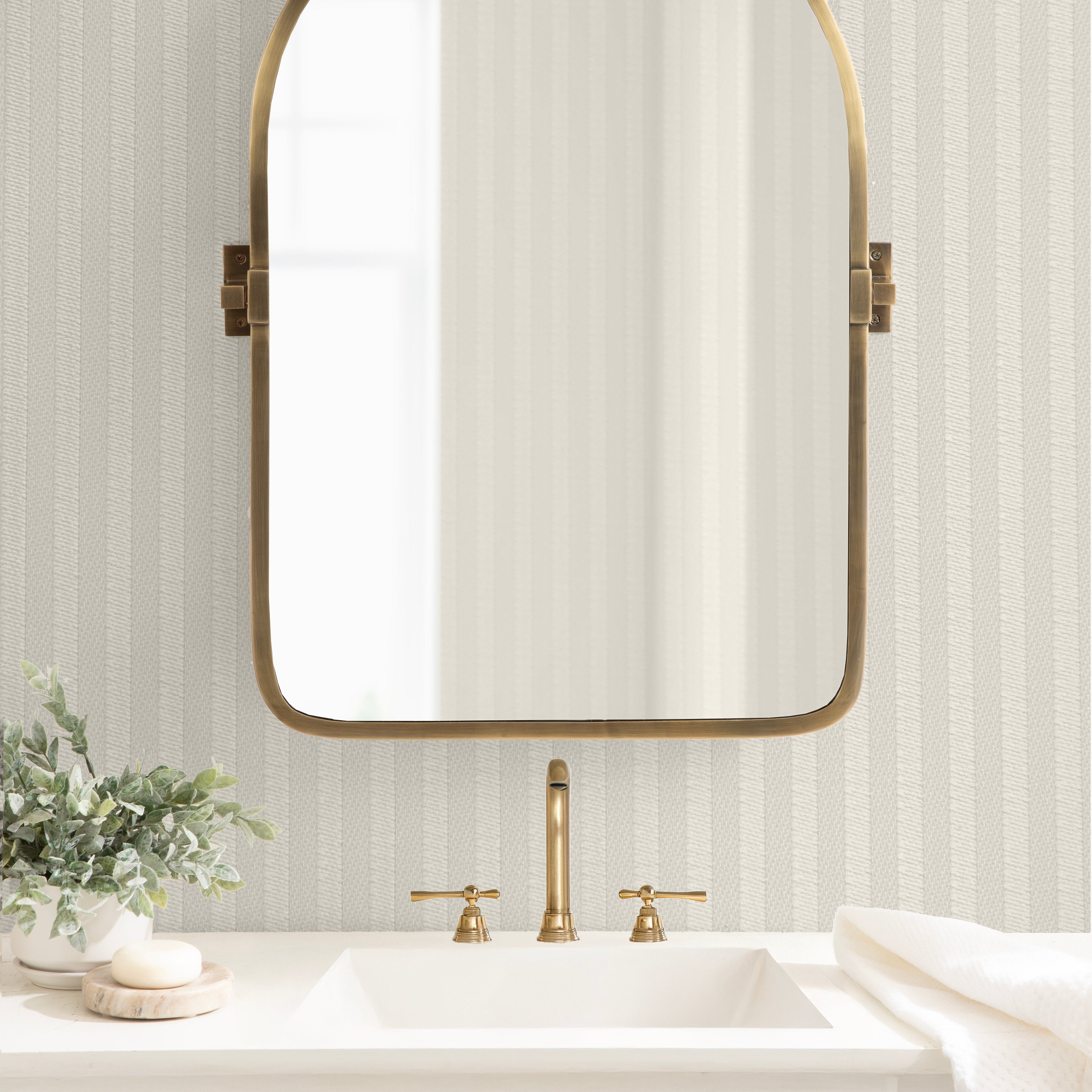 Arch Mirror 22x30 Gold 7