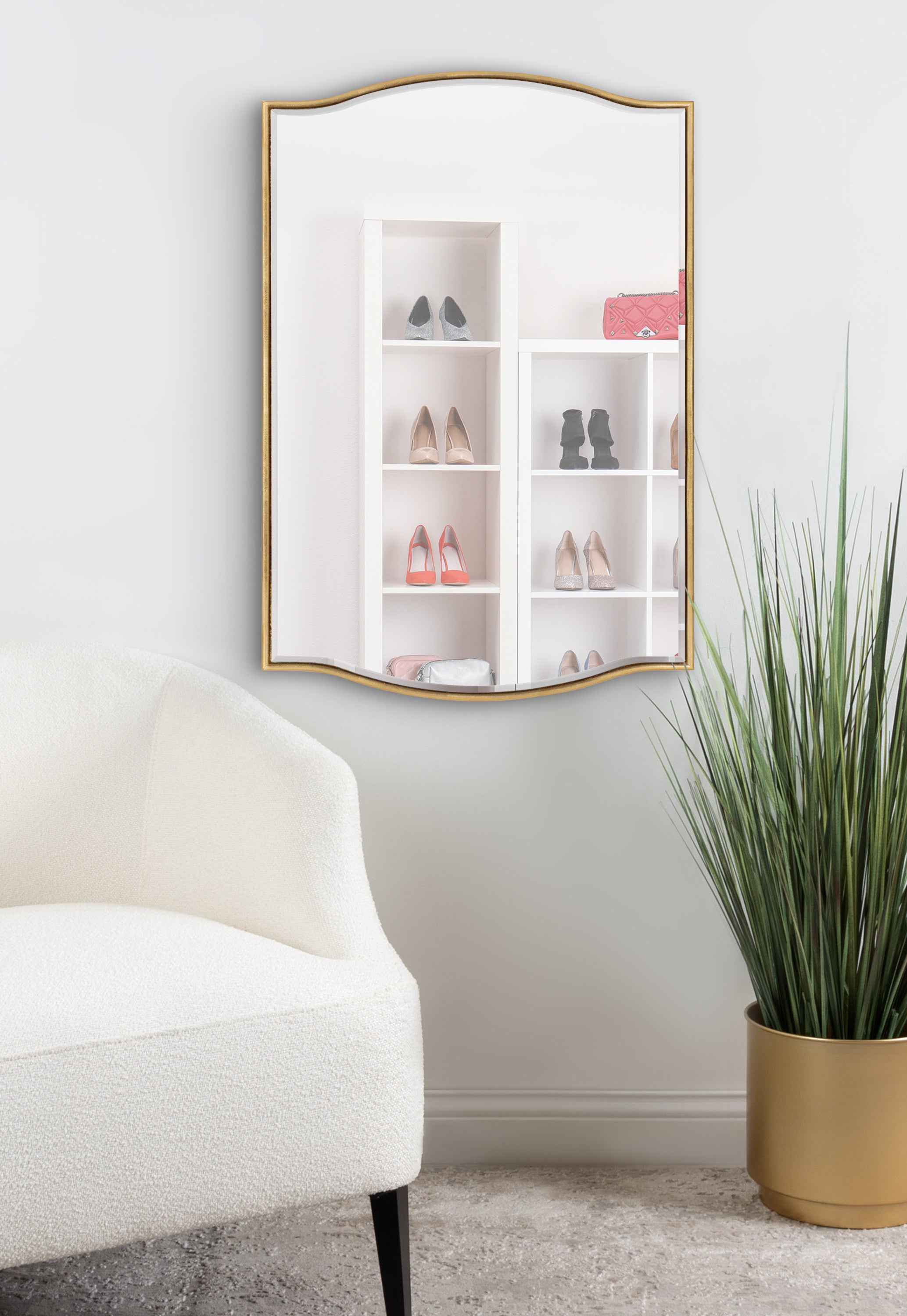Sedelle Decorative Framed Mirror