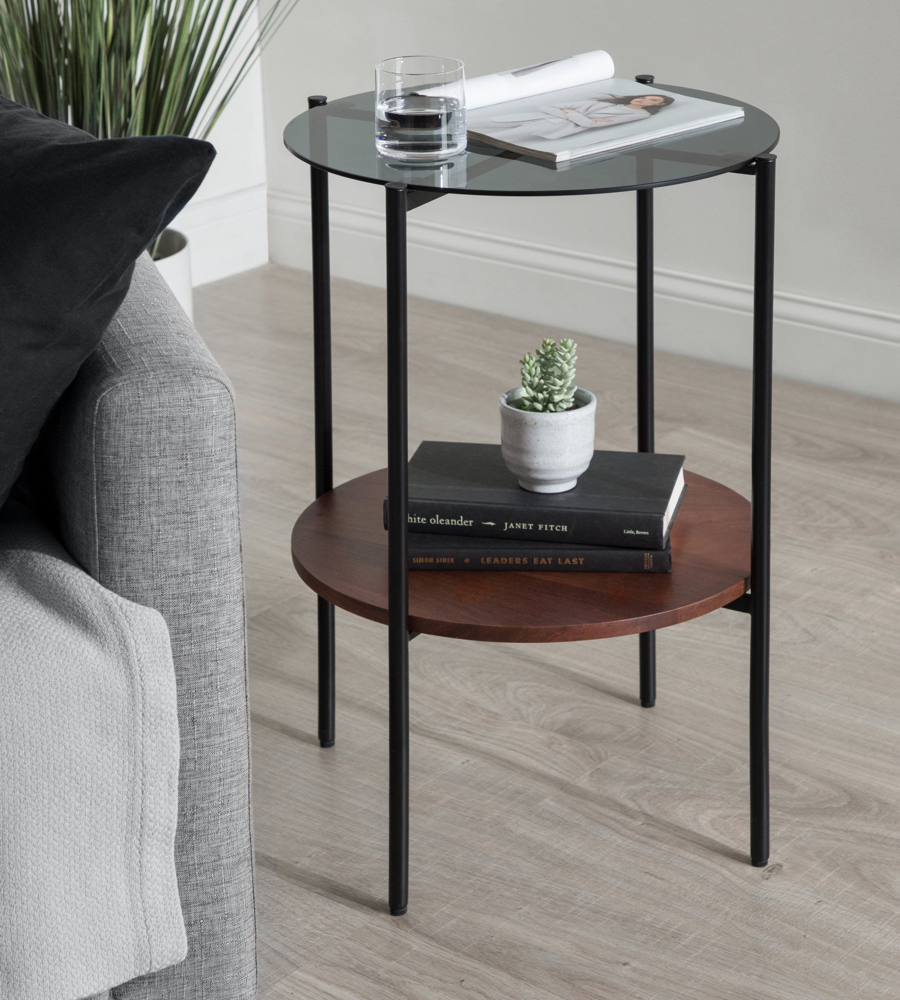 Ottelo Round Side Table