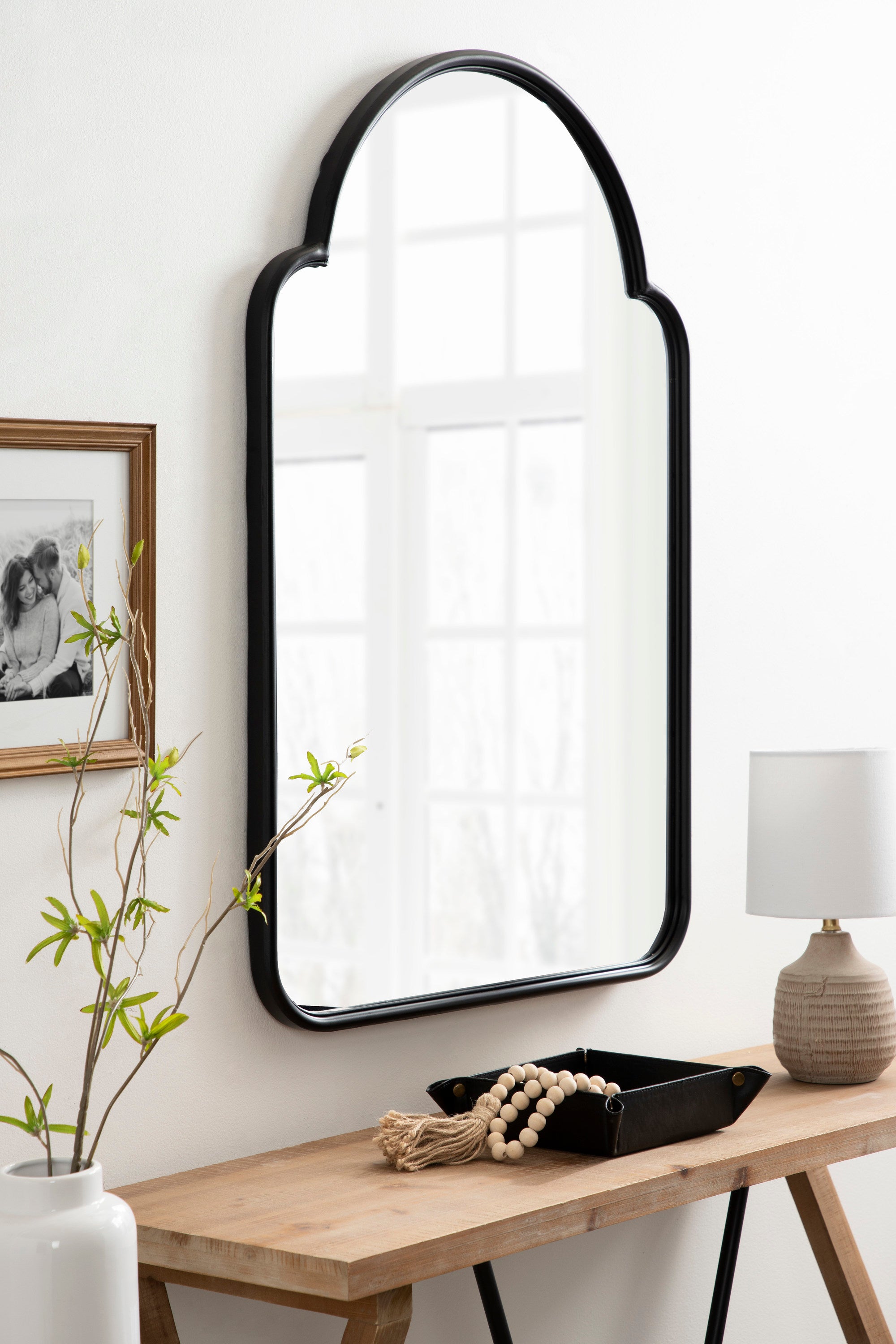Kate & Laurel Hogan Scallop Corner Wood Framed Mirror – 24"x36", Black, Horizontal Or Vertical