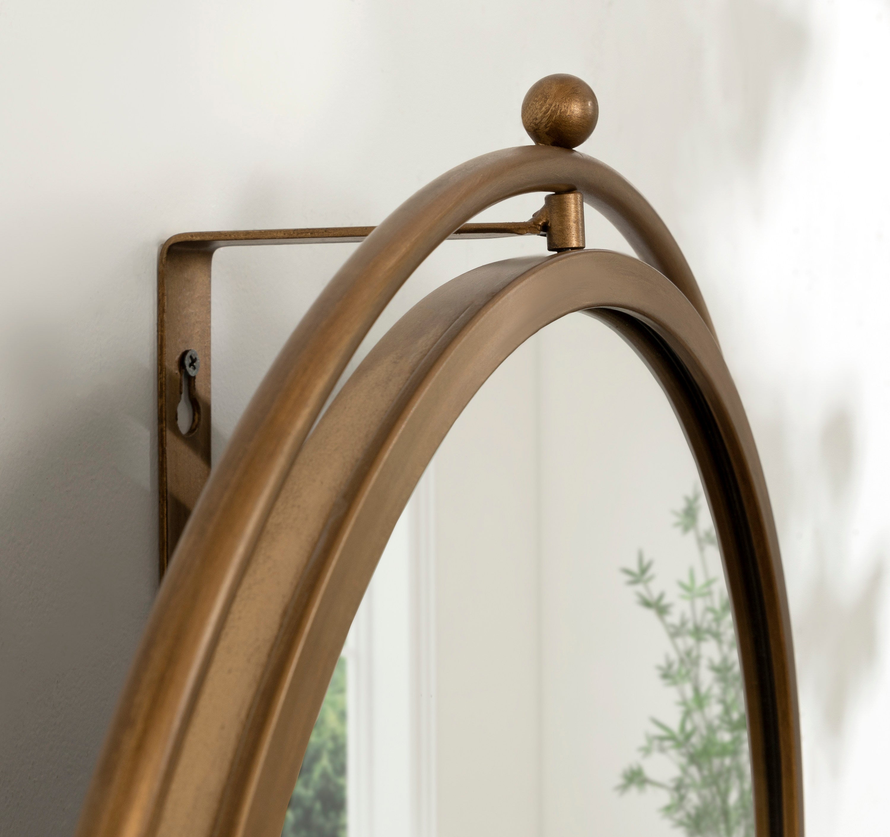 Baron Pivot Mirror