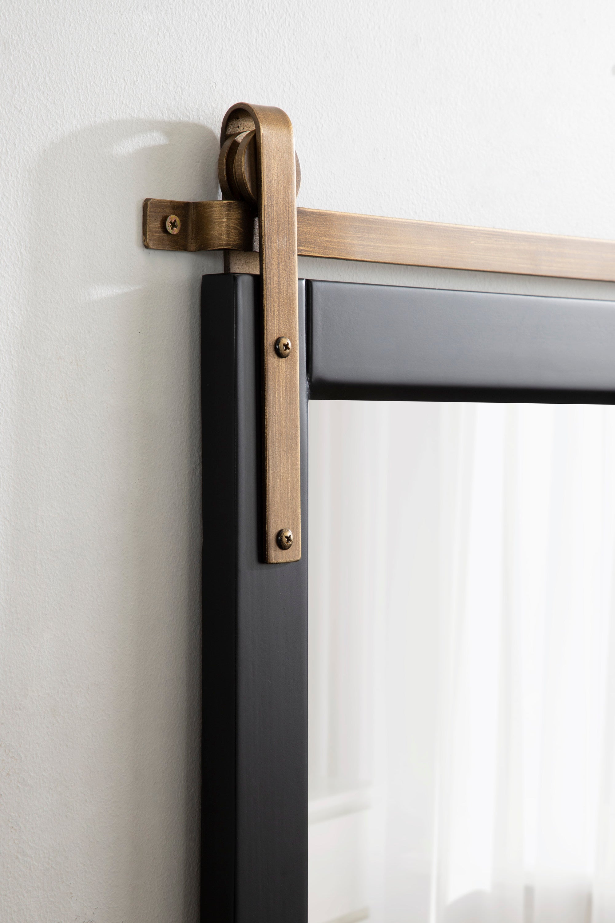 Skylan Decorative Wall Mirror
