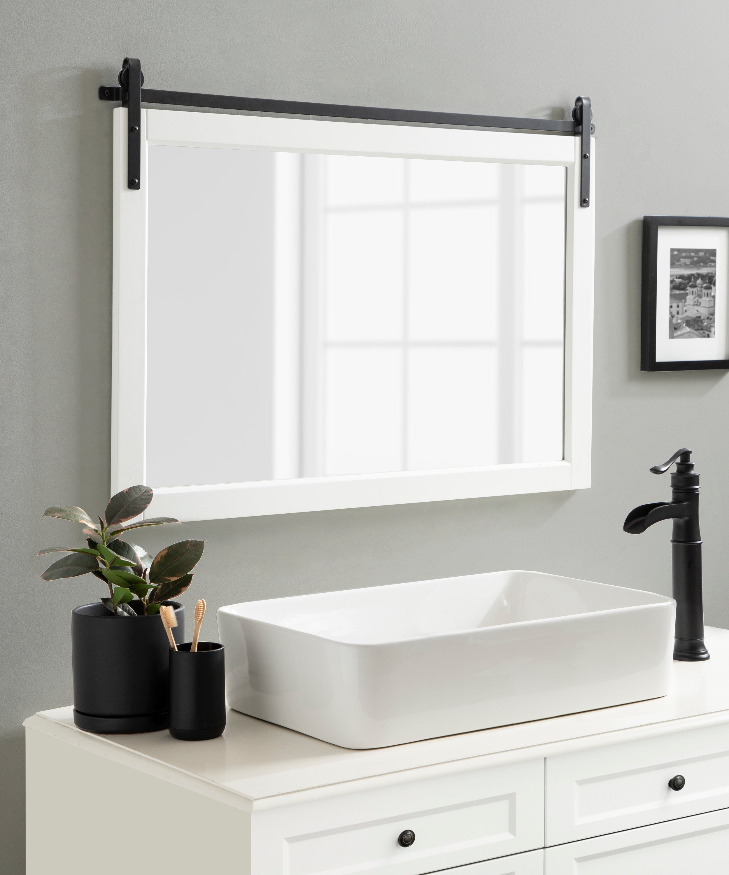 Skylan Decorative Wall Mirror