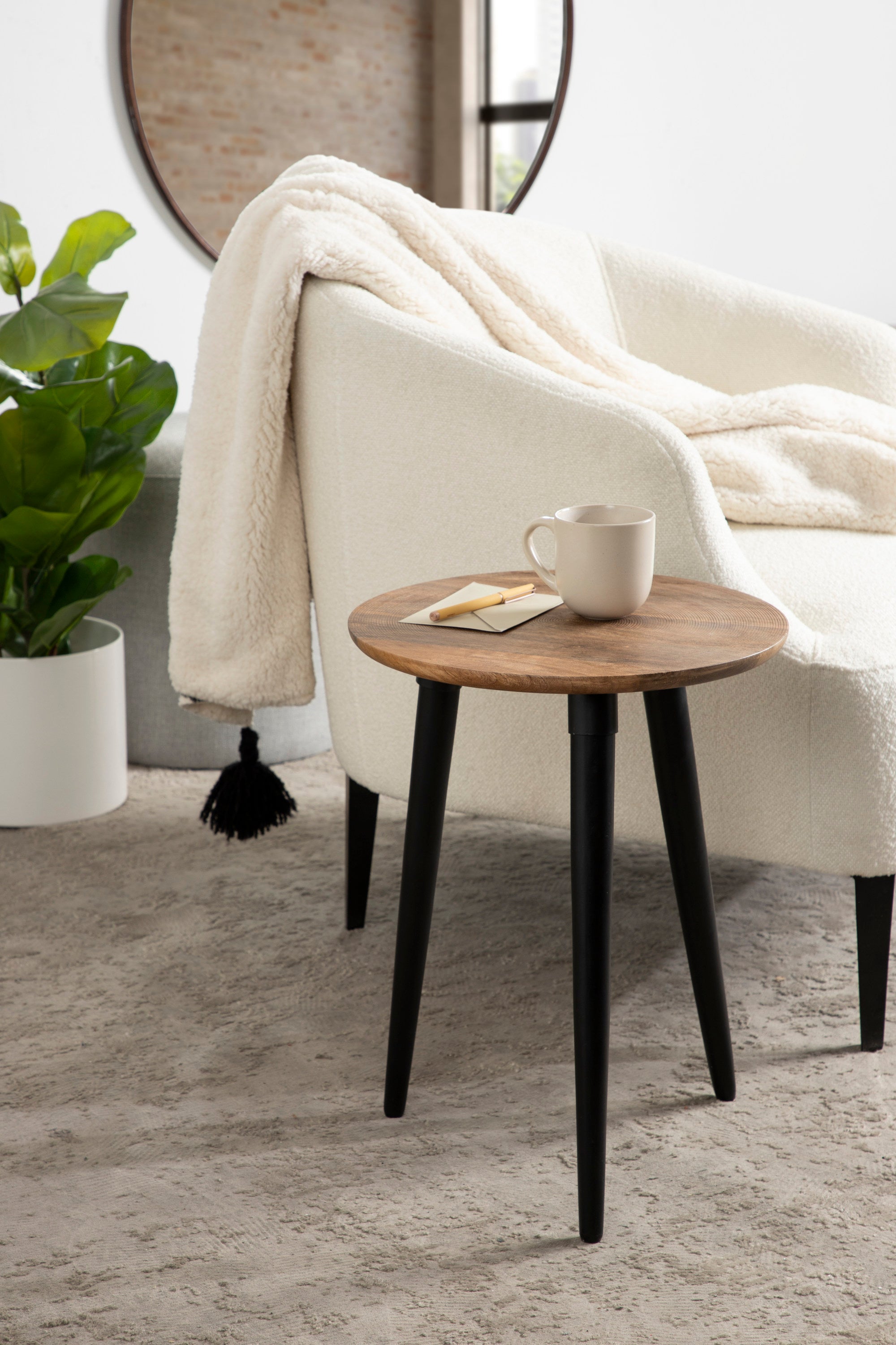 Rumsen Round Side Table