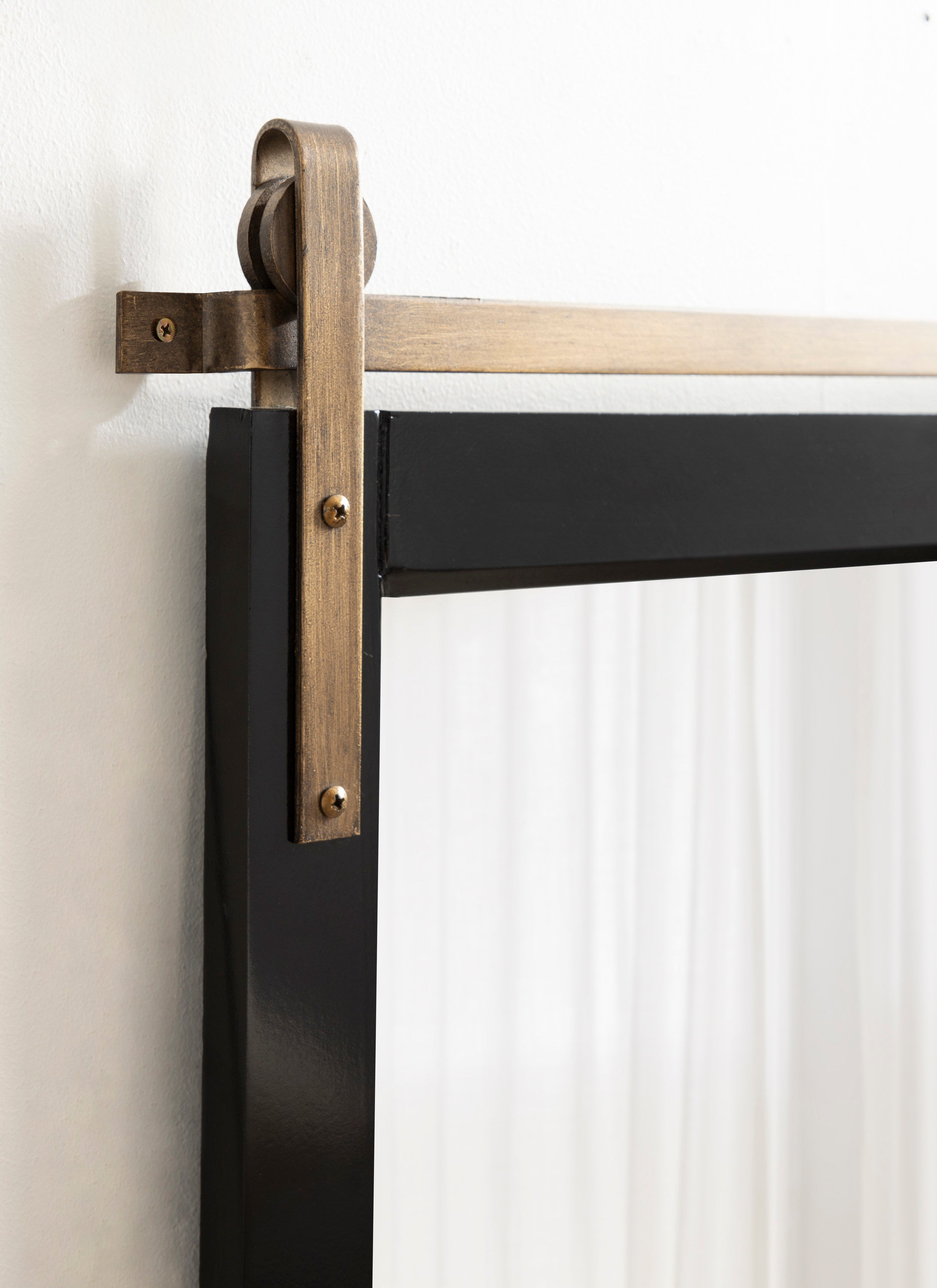 Skylan Decorative Wall Mirror