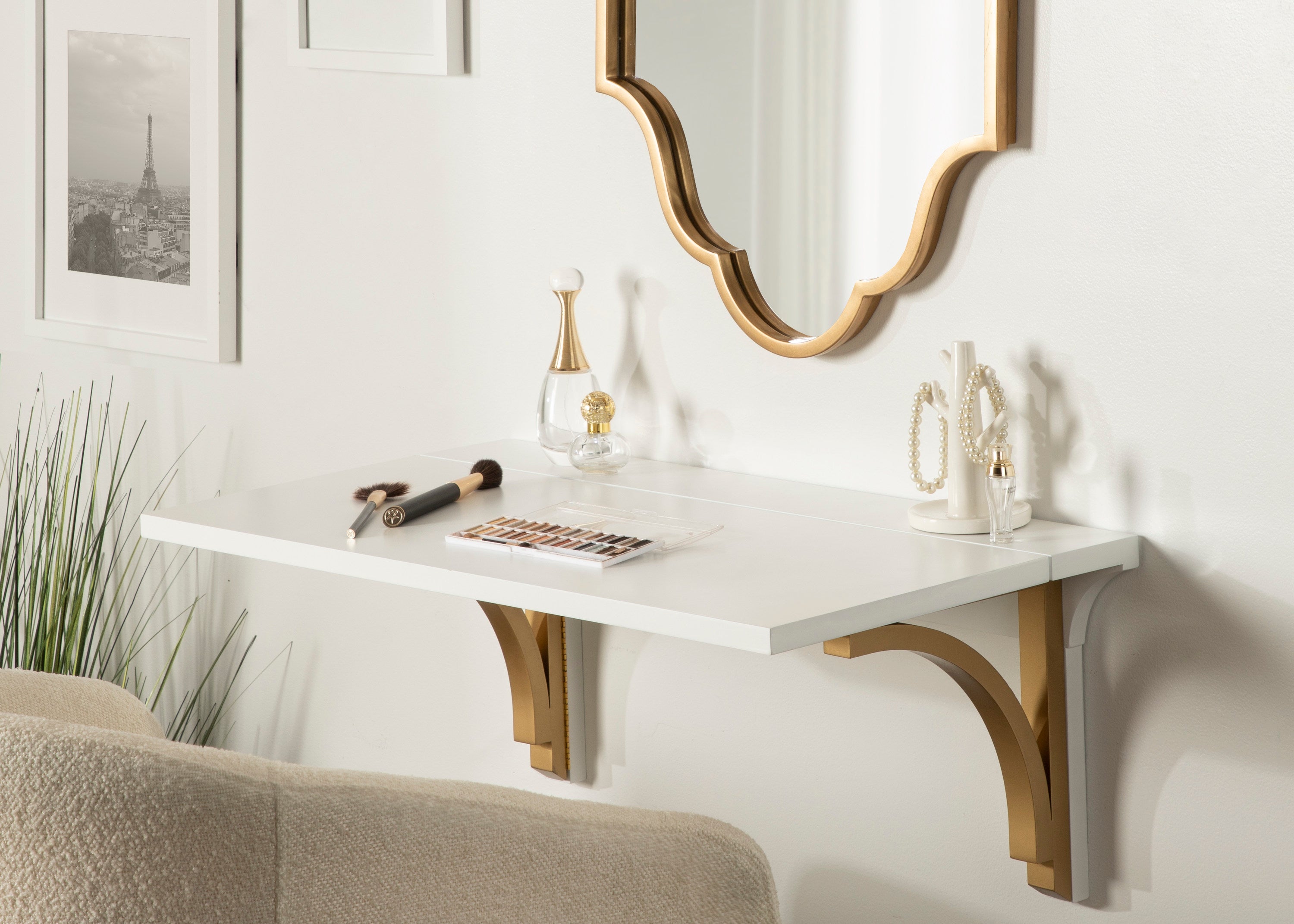 Corblynd Wood Wall Mounted Desk