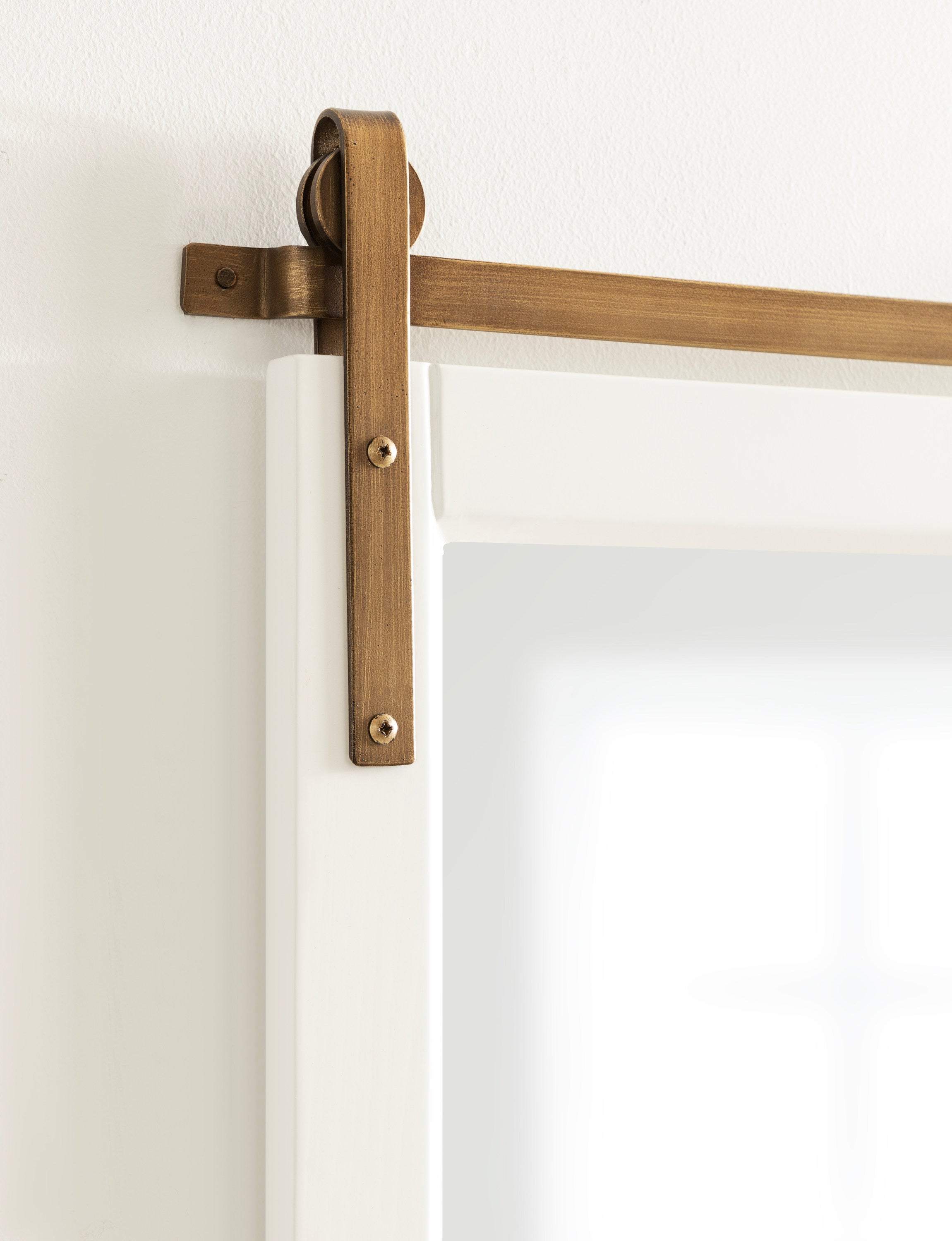 Skylan Decorative Wall Mirror