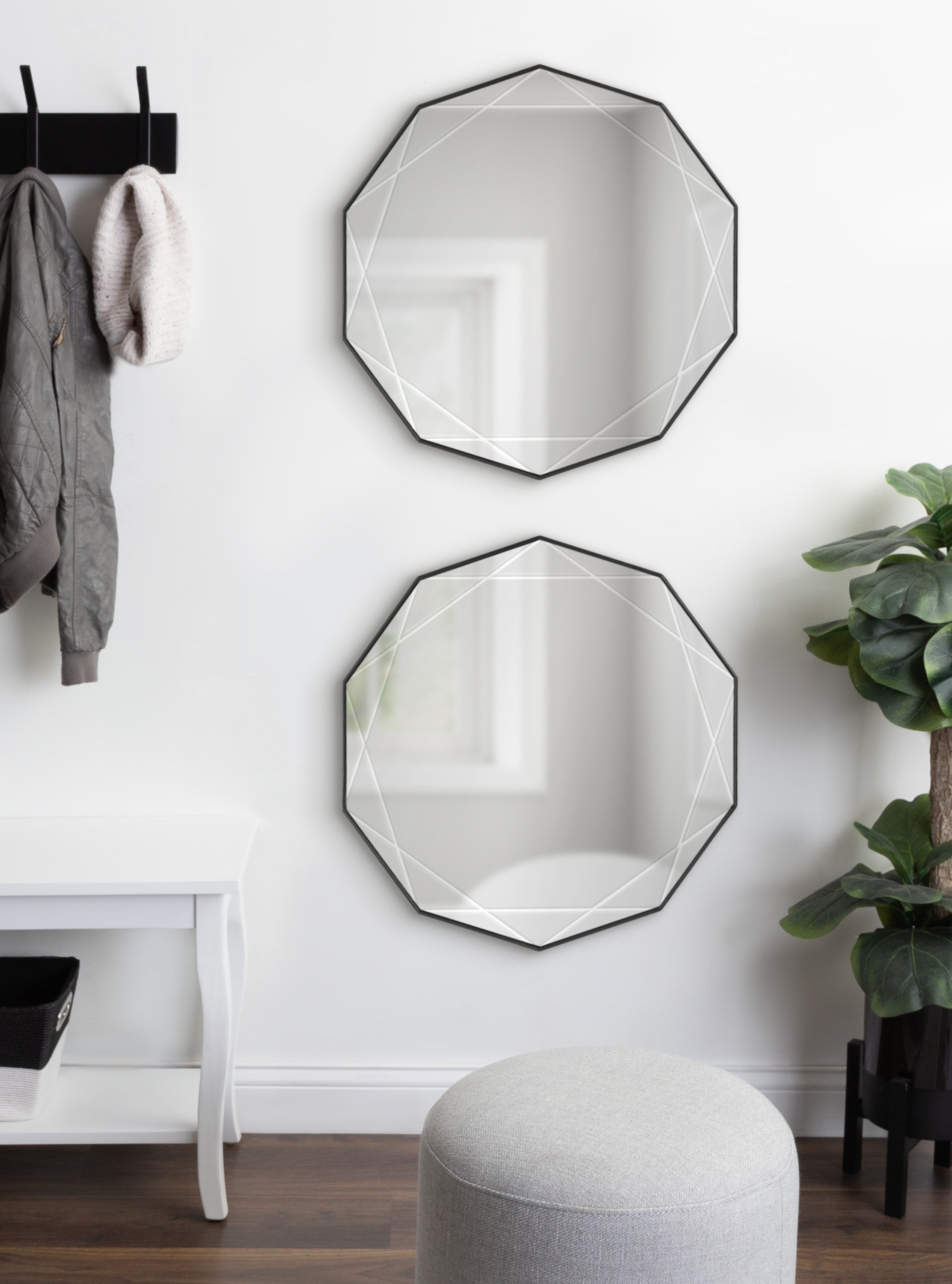 Deka Geometric Mirror