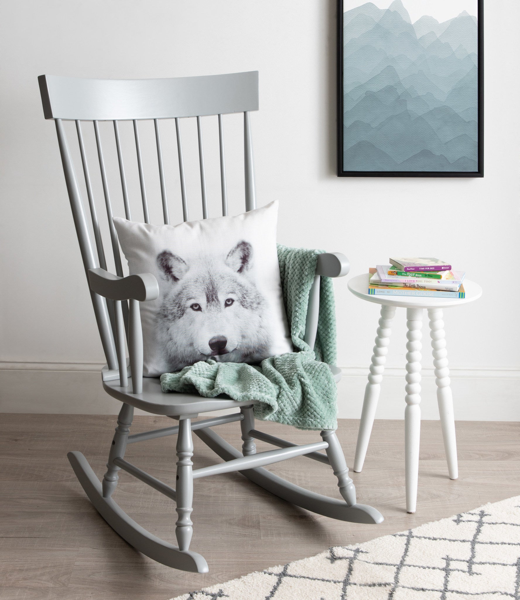 Como Wolf Print Throw Pillow Cover
