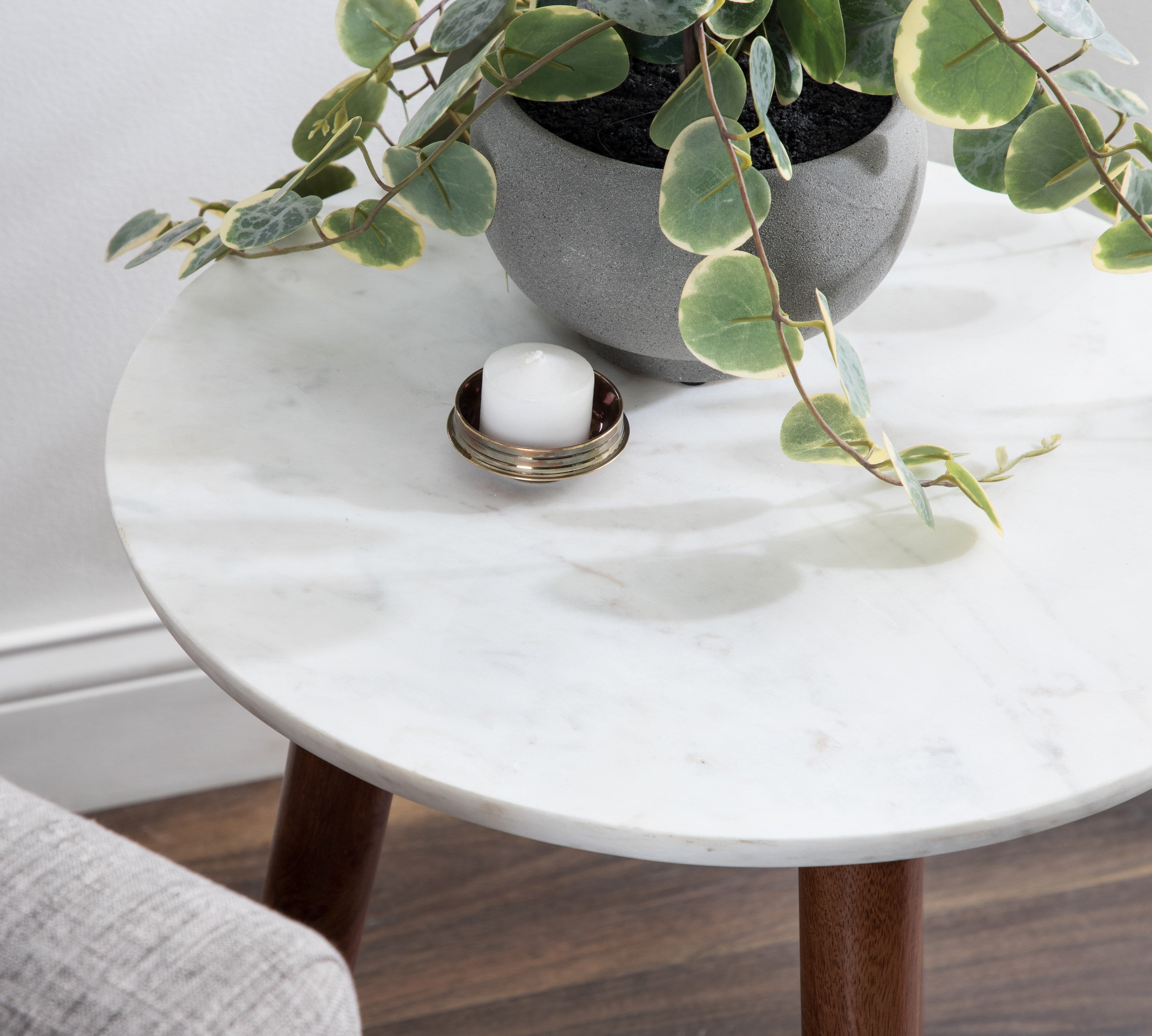 Rumsen Round Side Table
