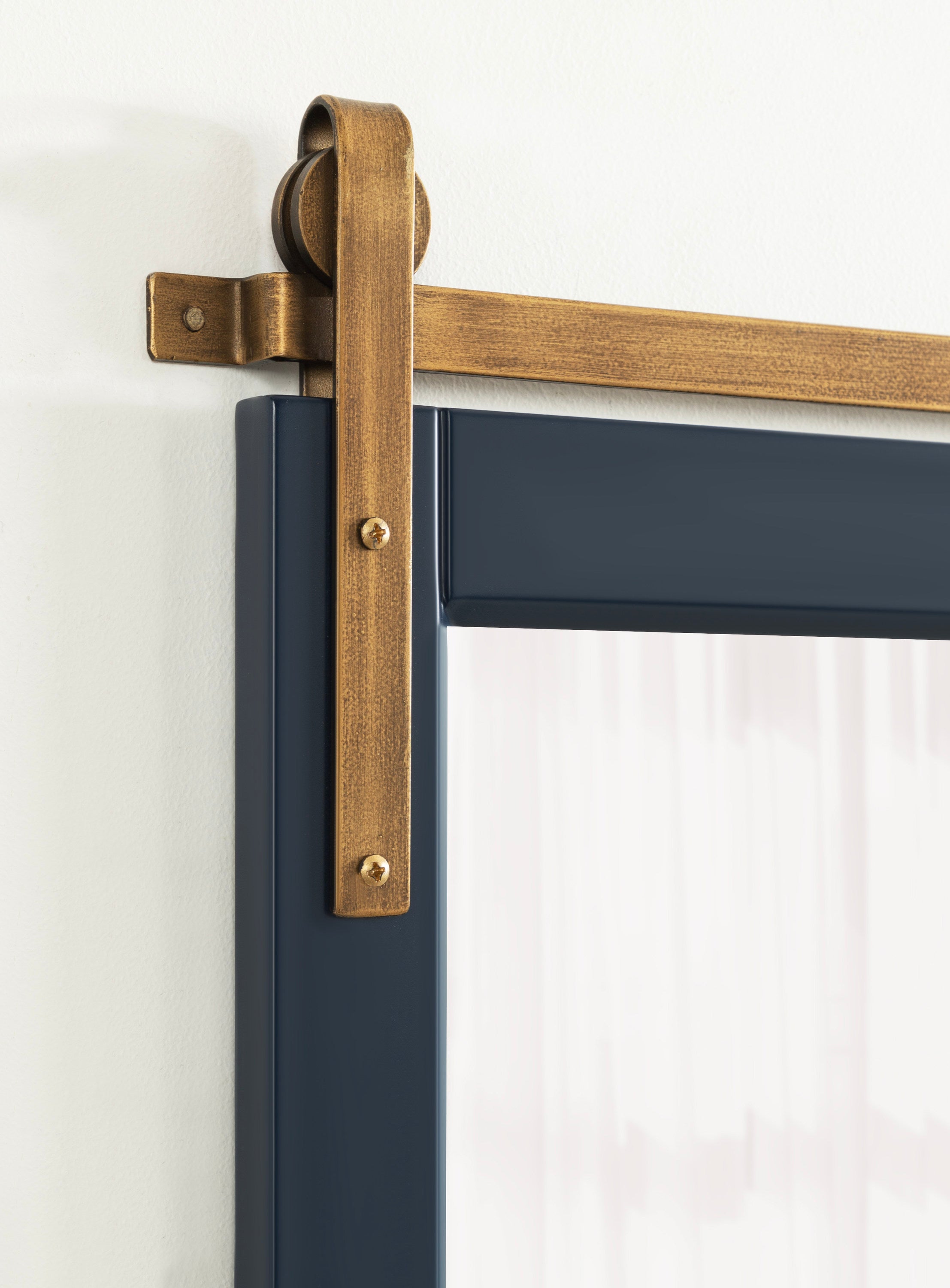 Skylan Decorative Wall Mirror