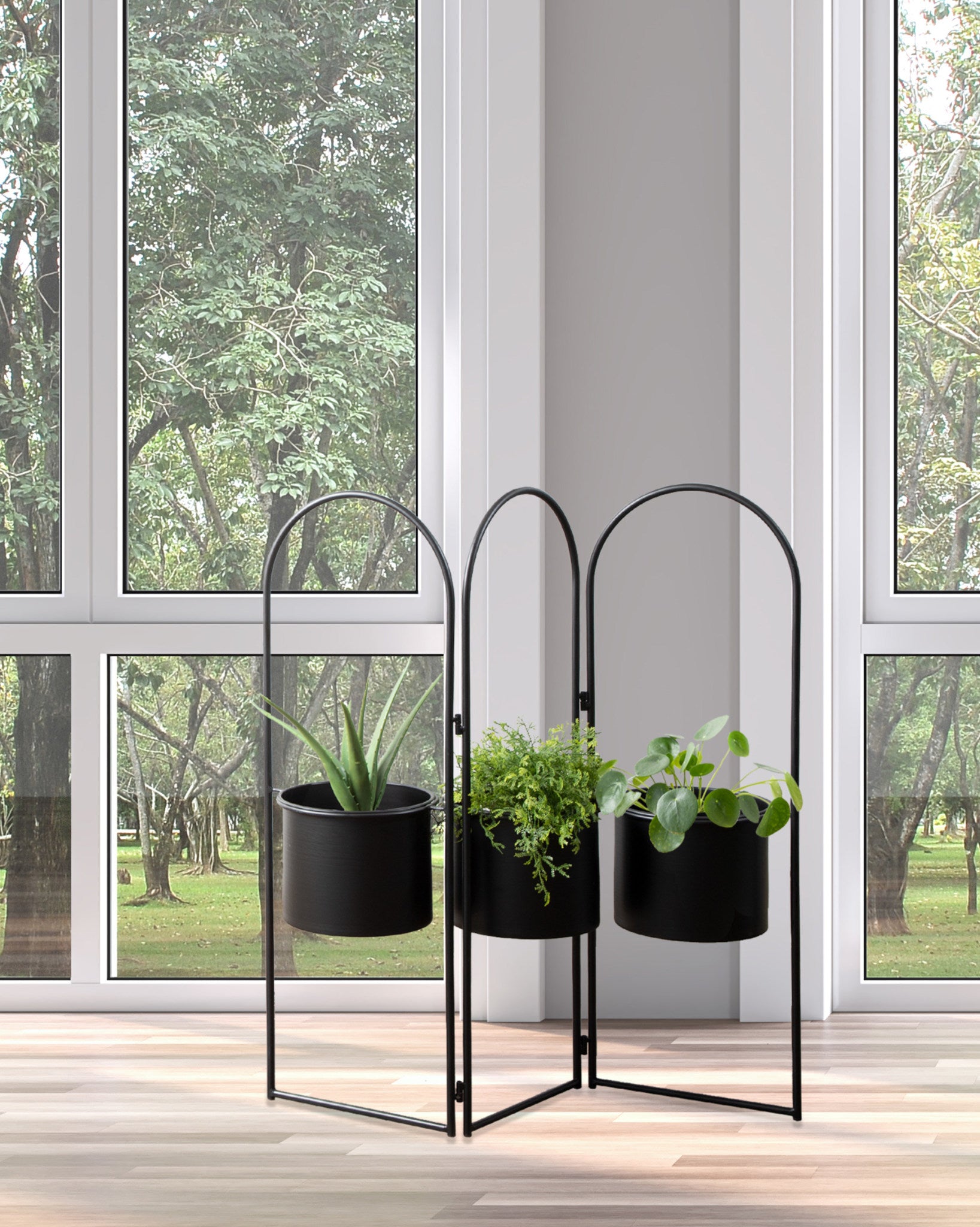 Gayla Metal Panel Planter